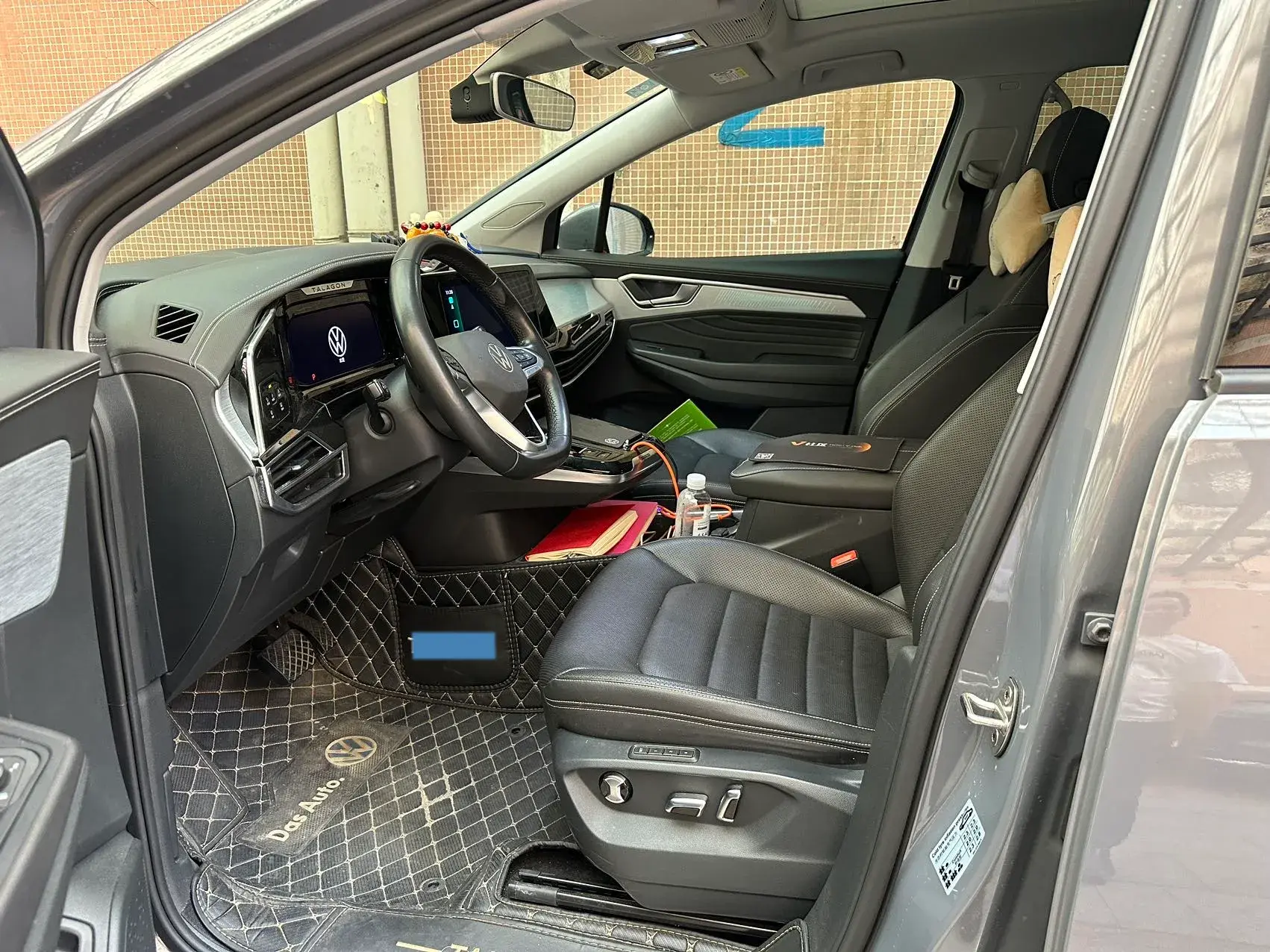 2021 VOLKSWAGEN TALAGON thumbnail 3