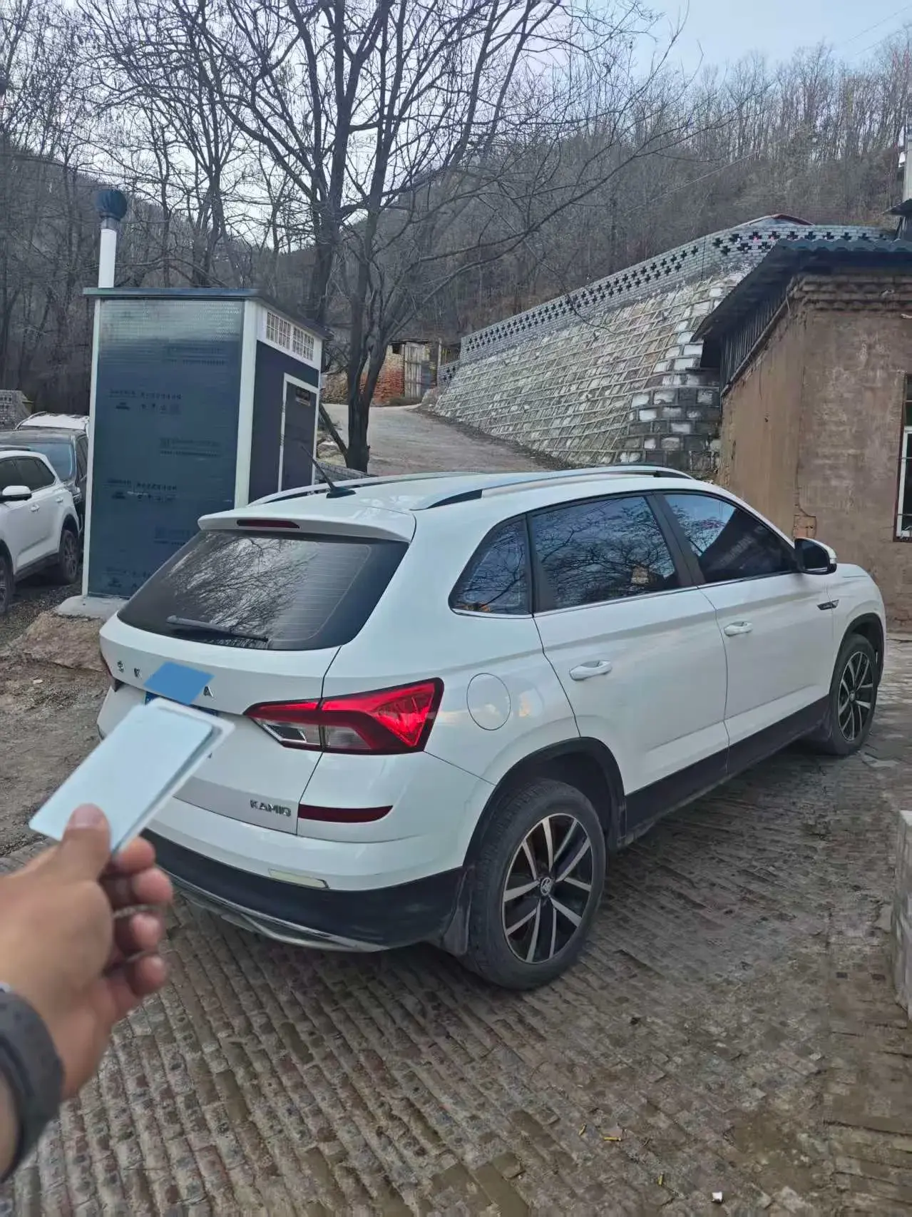 2022 SKODA KAMIQ thumbnail 4