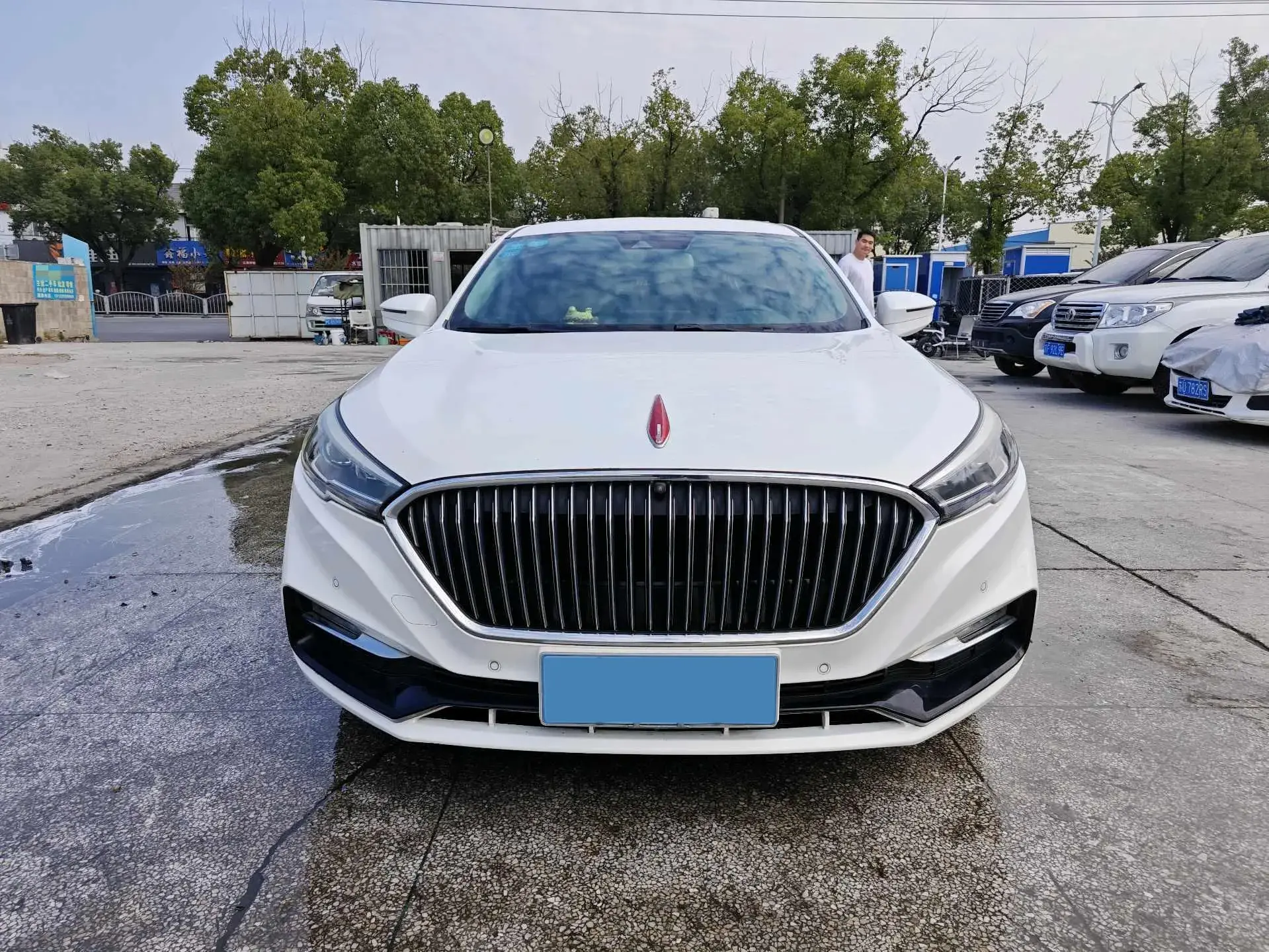 2019 HONGQI H5 thumbnail 2
