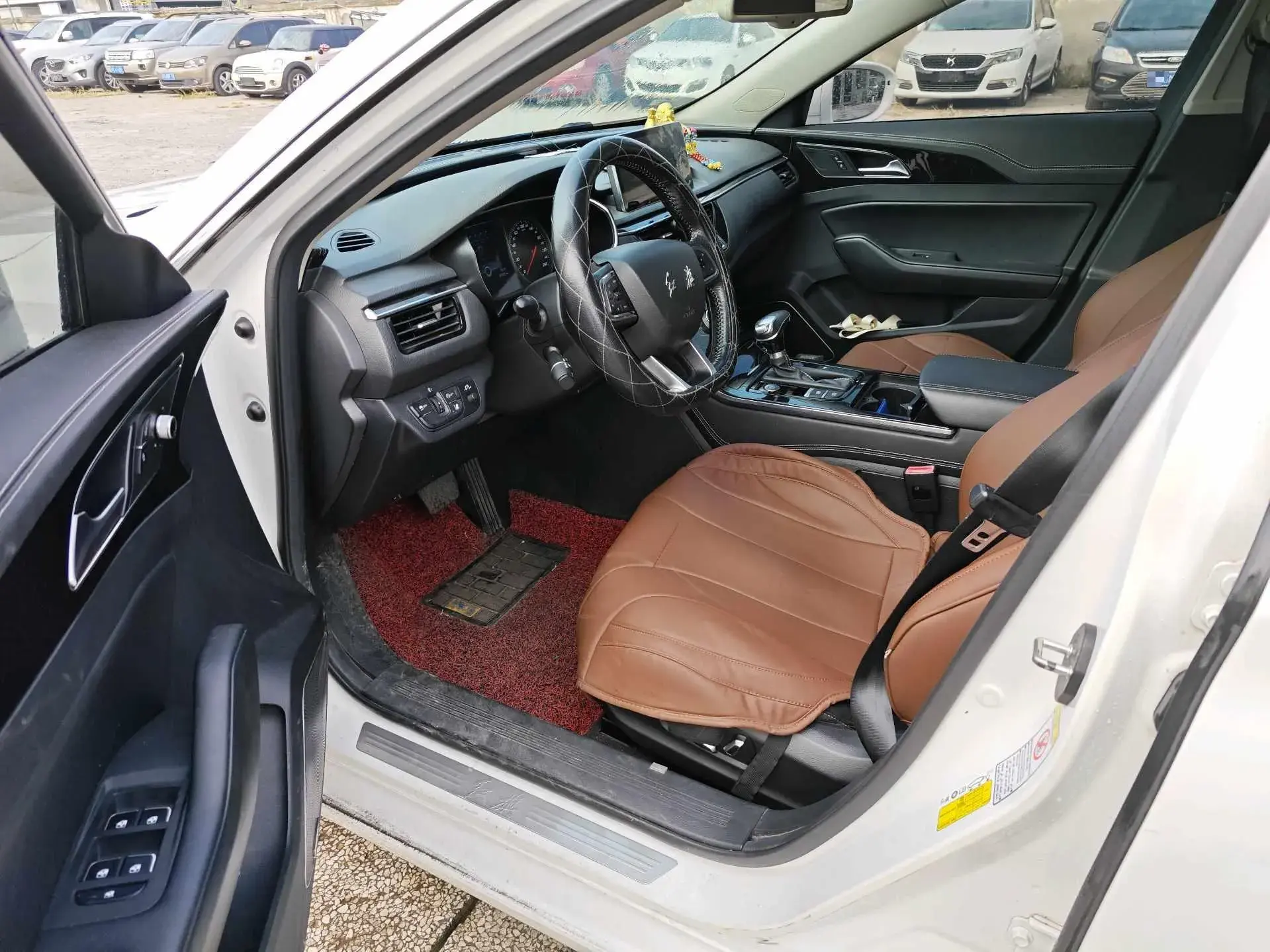 2019 HONGQI H5 thumbnail 4