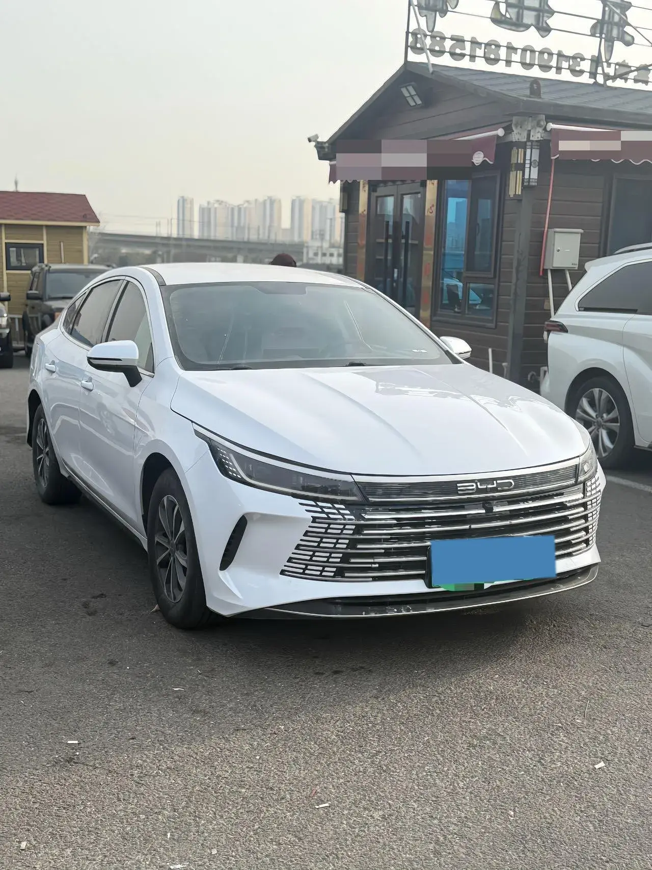 2023 BYD QIN thumbnail 3