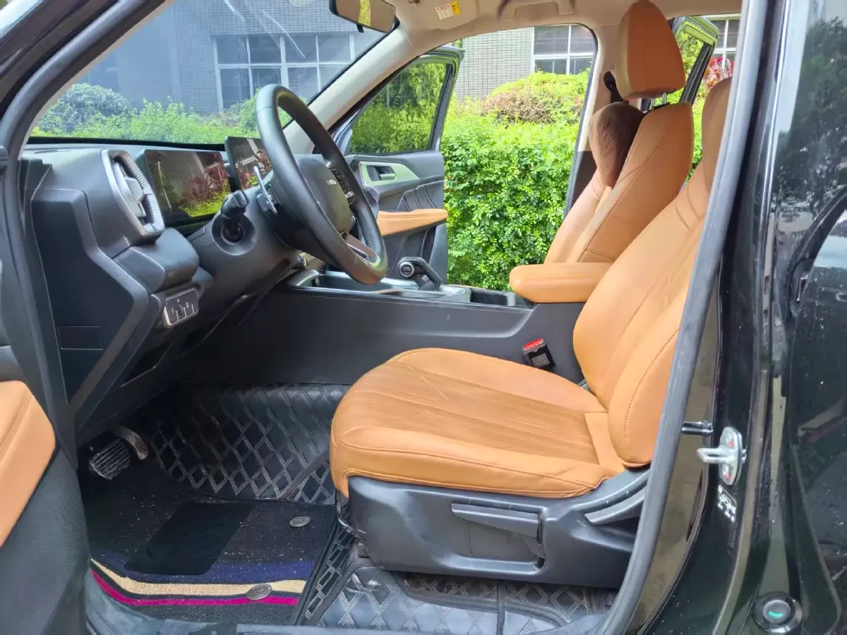 2023 Haval H5 2.0T 224HP L4 8AT,autocango,china used car exporter,china ev exporter,chinese used car exporter,chinese used ev exporter