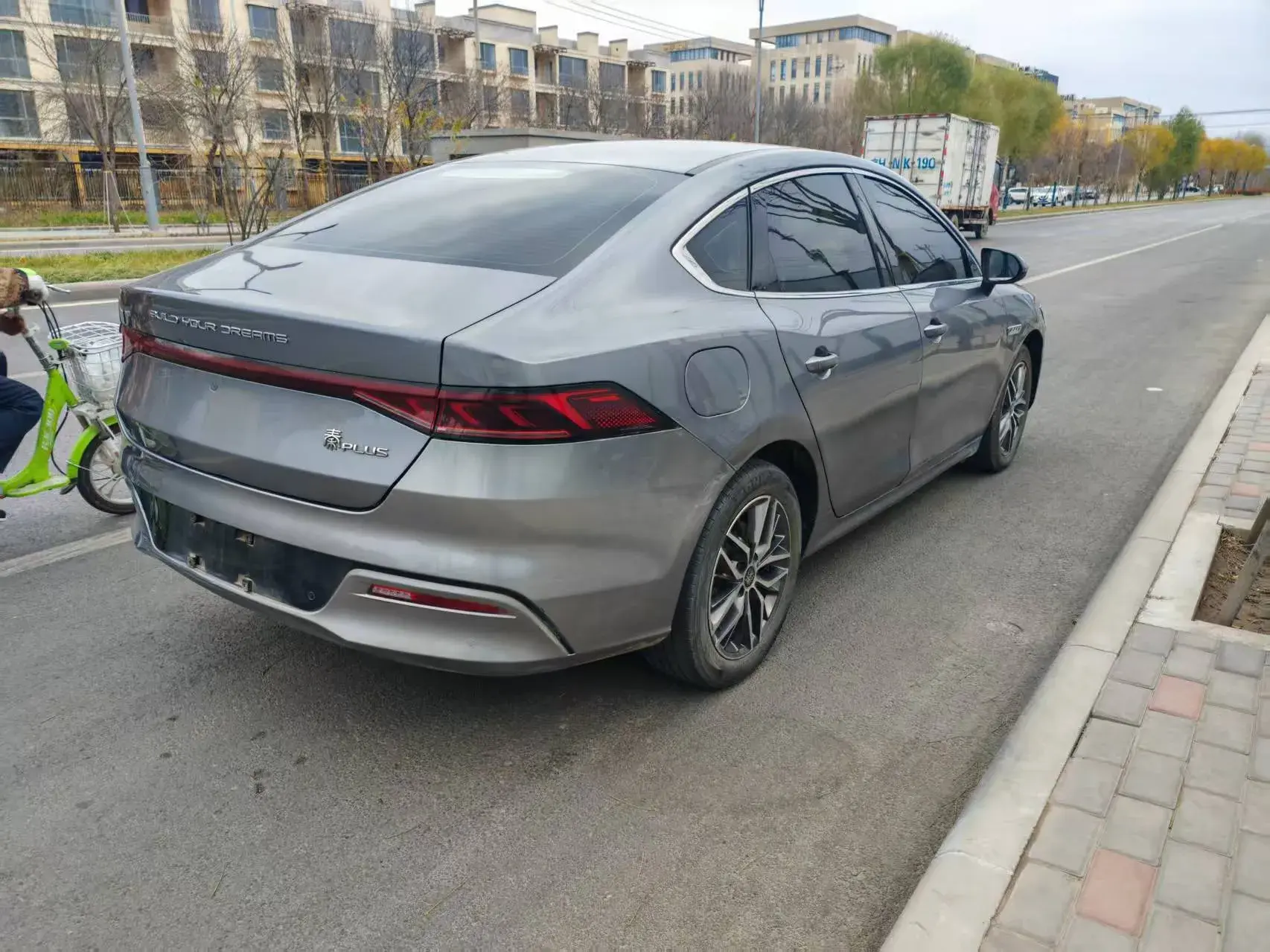 2023 BYD QIN thumbnail 3