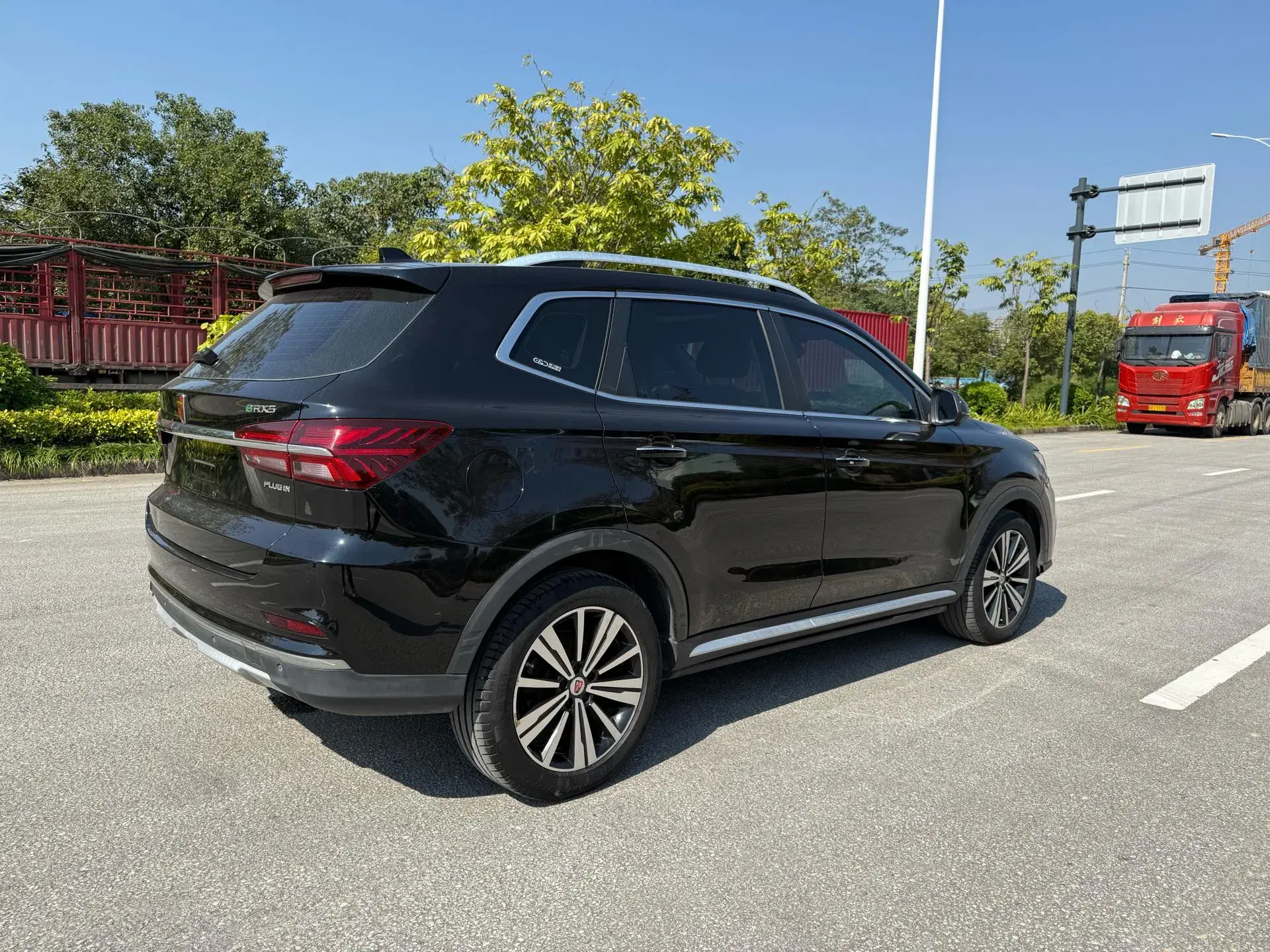 2017 ROEWE RX5 thumbnail 4