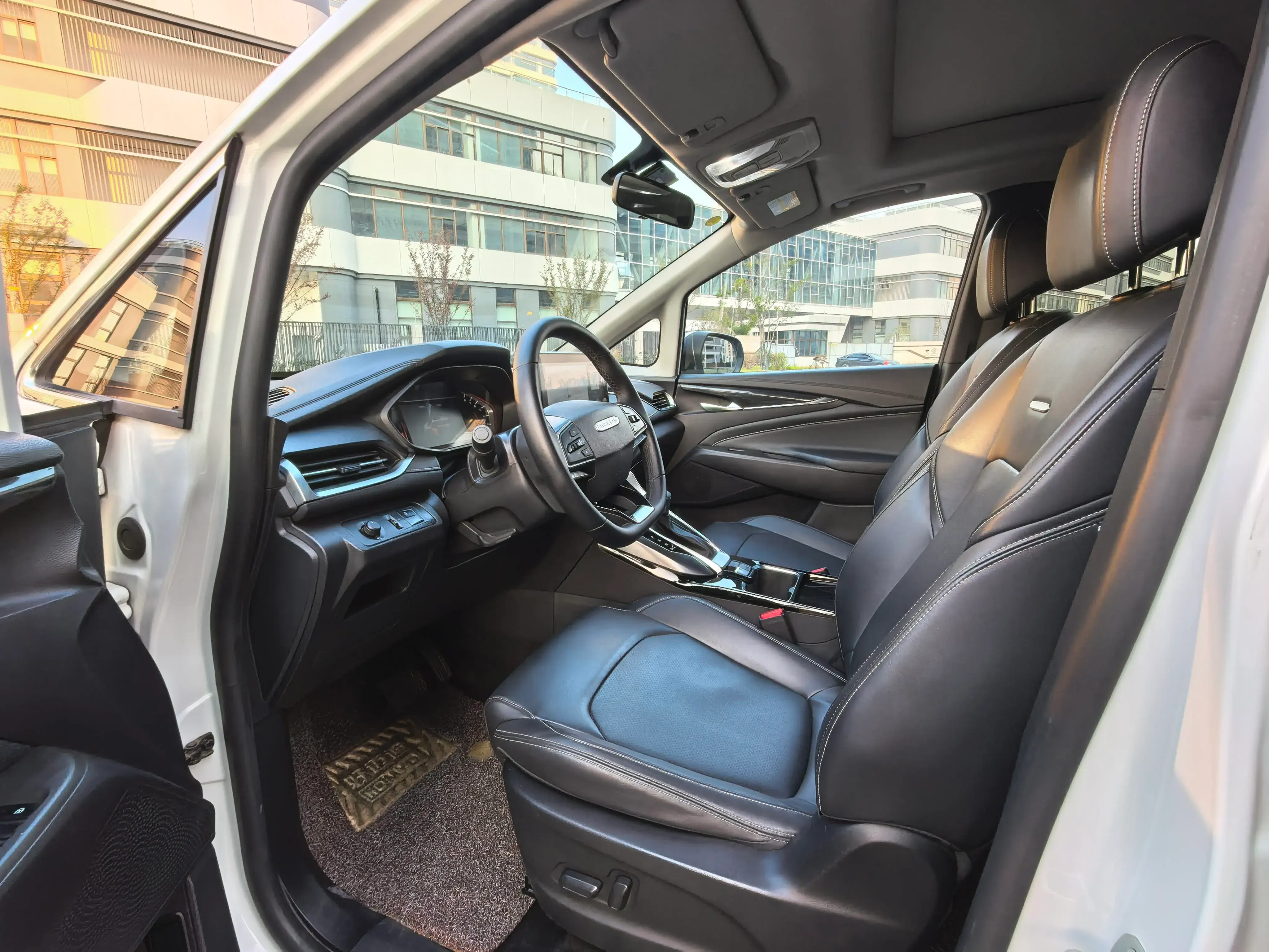 2021 MAXUS G50 thumbnail 4