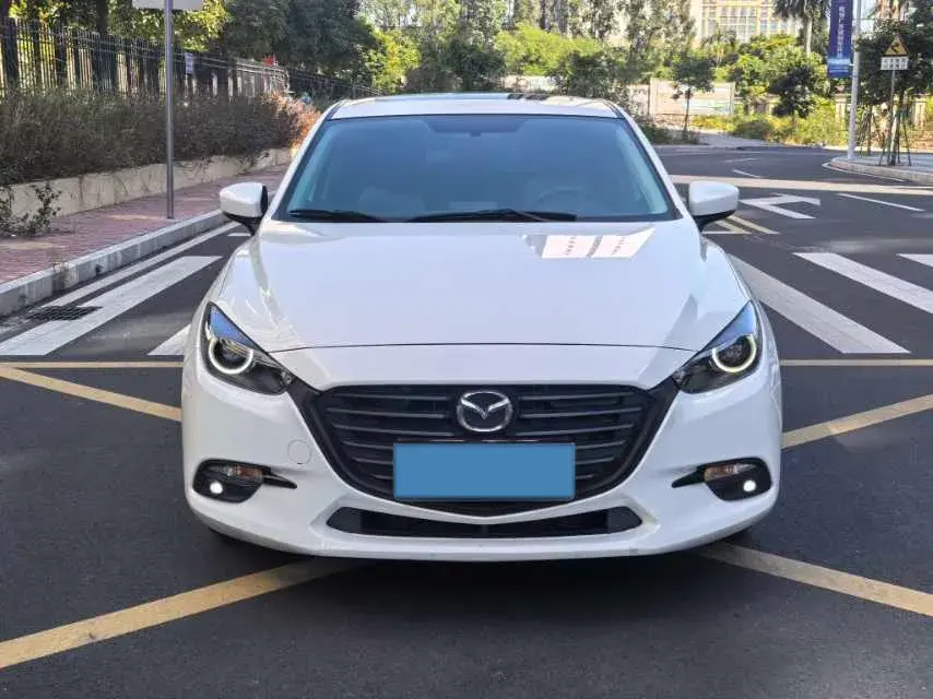 2019 MAZDA 3 thumbnail 2