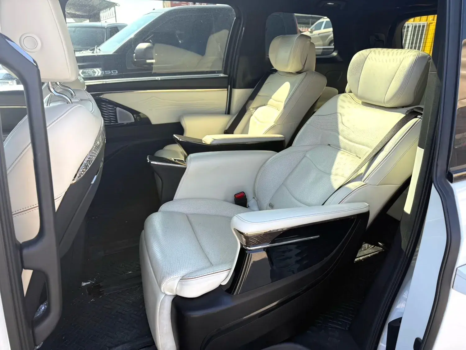 2023 GAC TRUMPCHI thumbnail 3