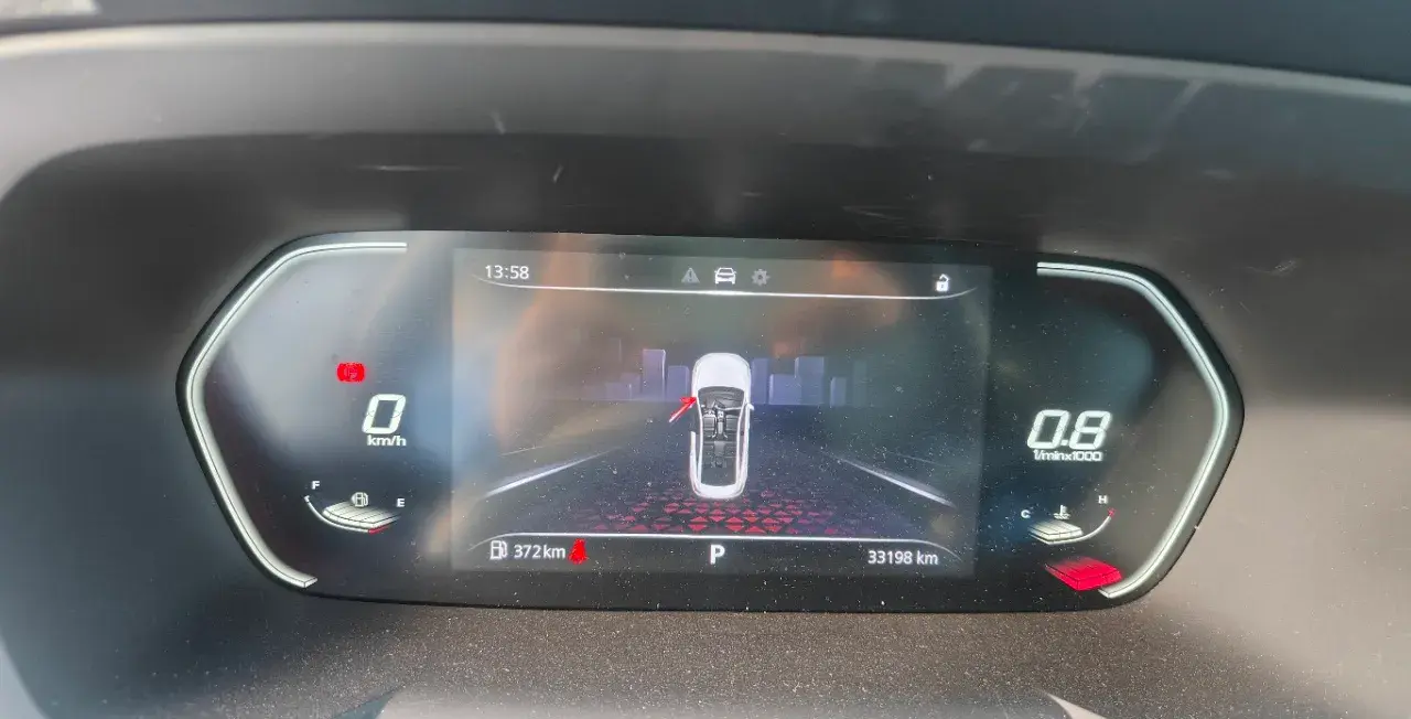 2021 MG 5 thumbnail 4