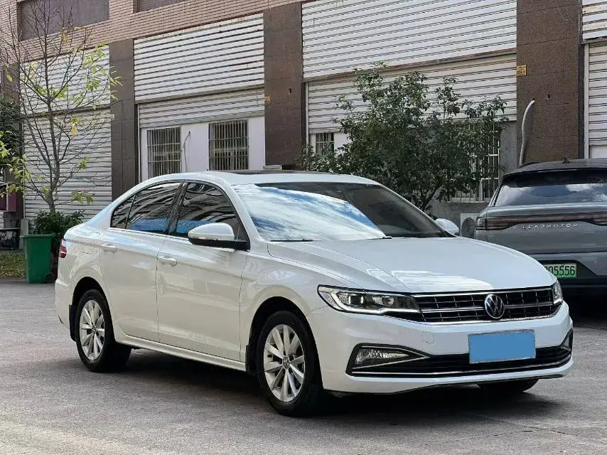 2021 VOLKSWAGEN BORA thumbnail 3