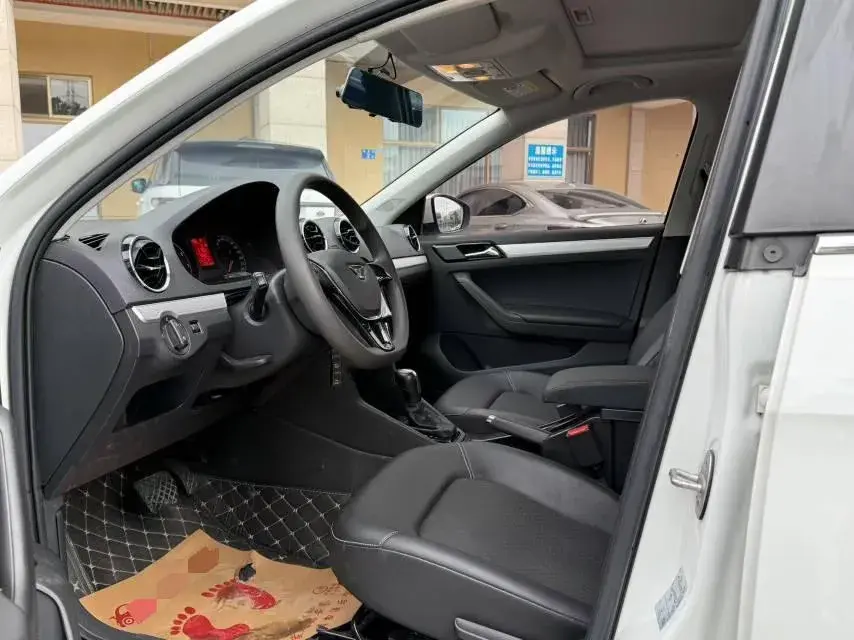 2021 JETTA VA3 thumbnail 4