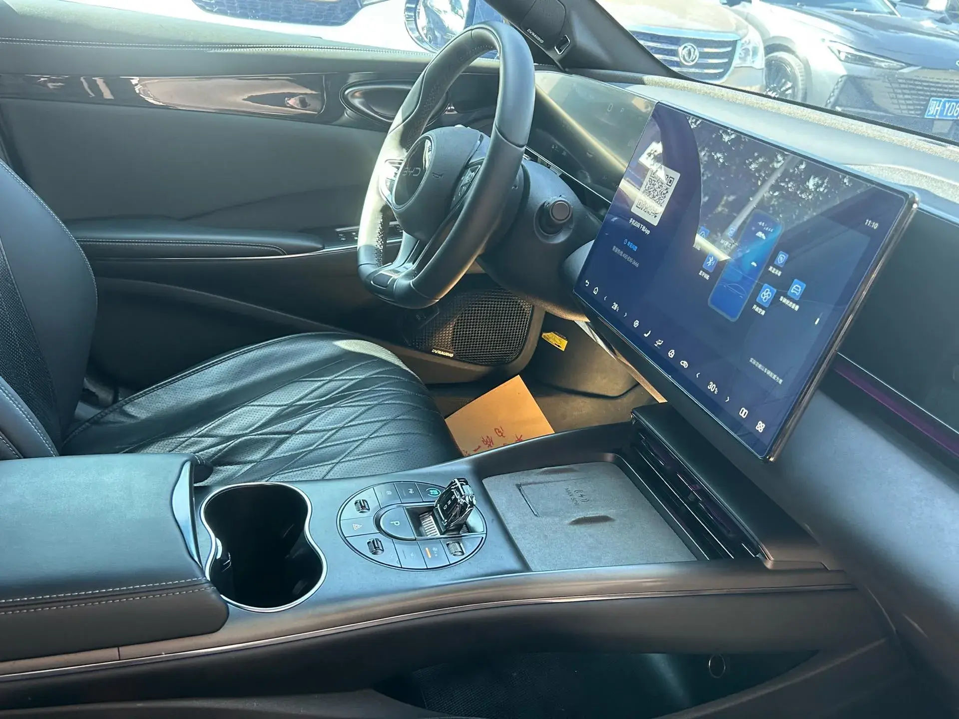 2025 BYD SEAL thumbnail 4