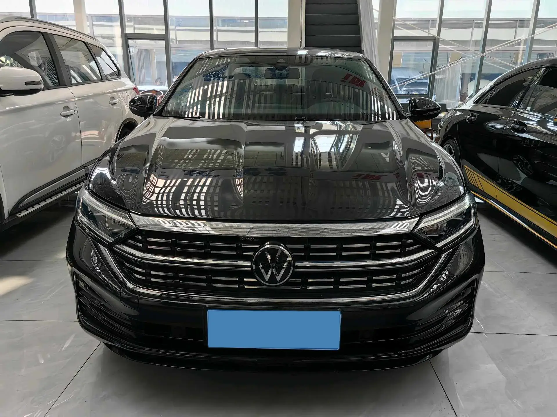 2023 VOLKSWAGEN SAGITAR thumbnail 2