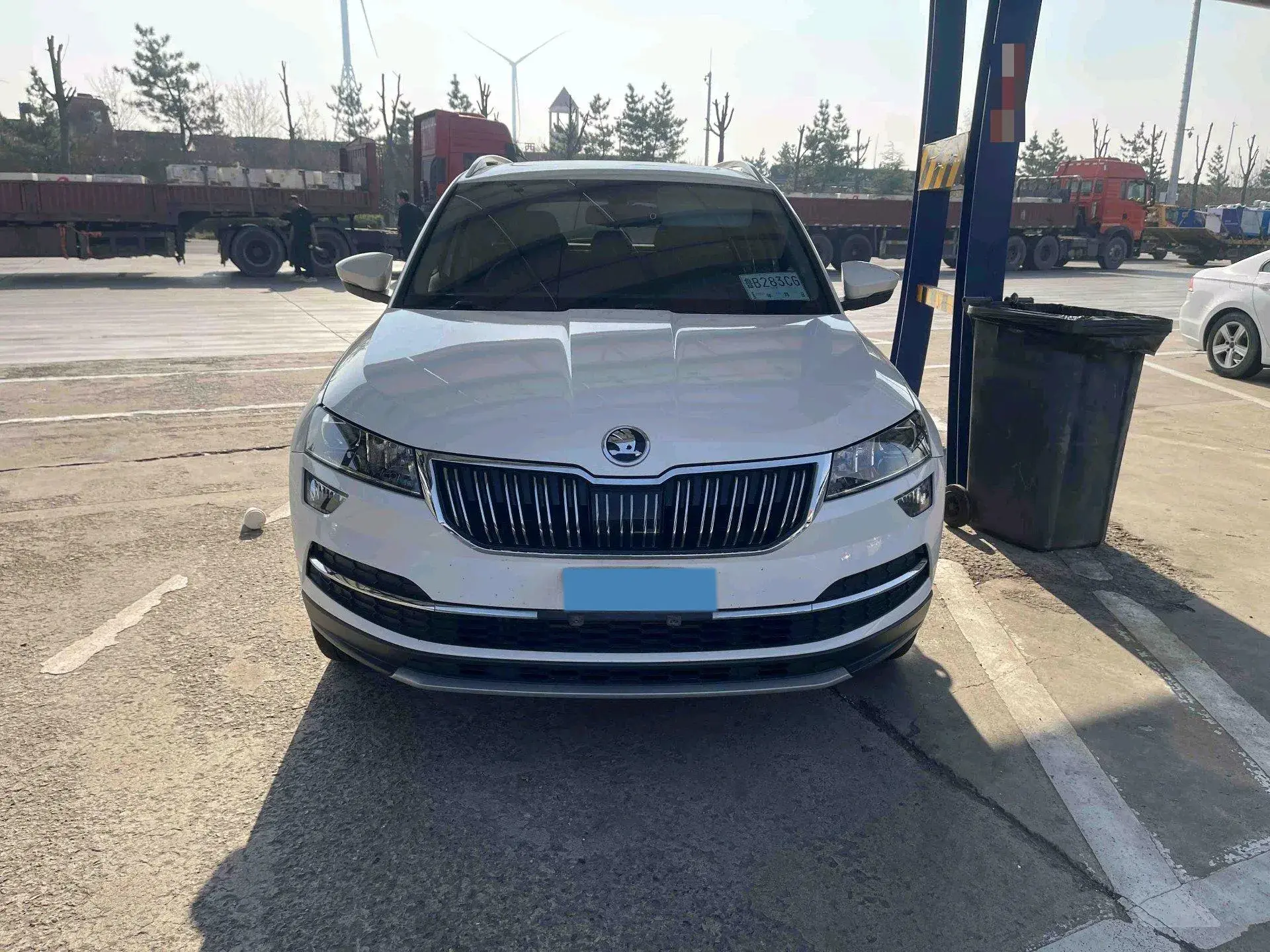 2019 SKODA KAROQ thumbnail 2