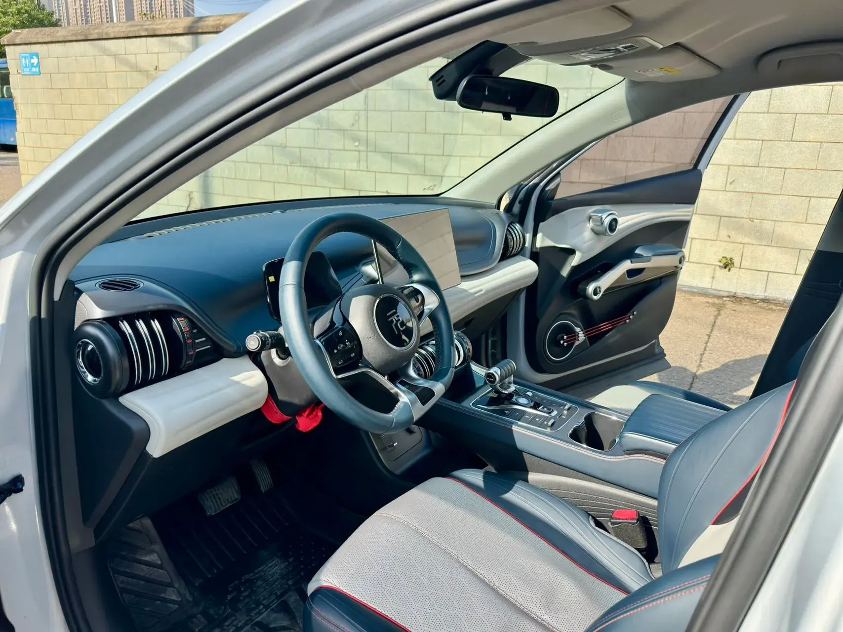 2022 BYD YUAN thumbnail 4