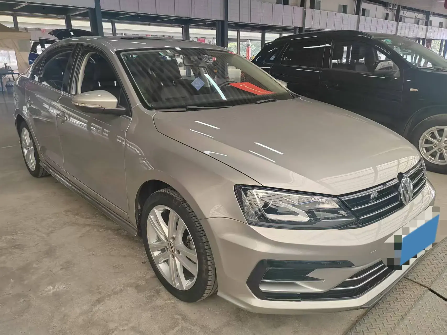 2018 VOLKSWAGEN SAGITAR thumbnail 3