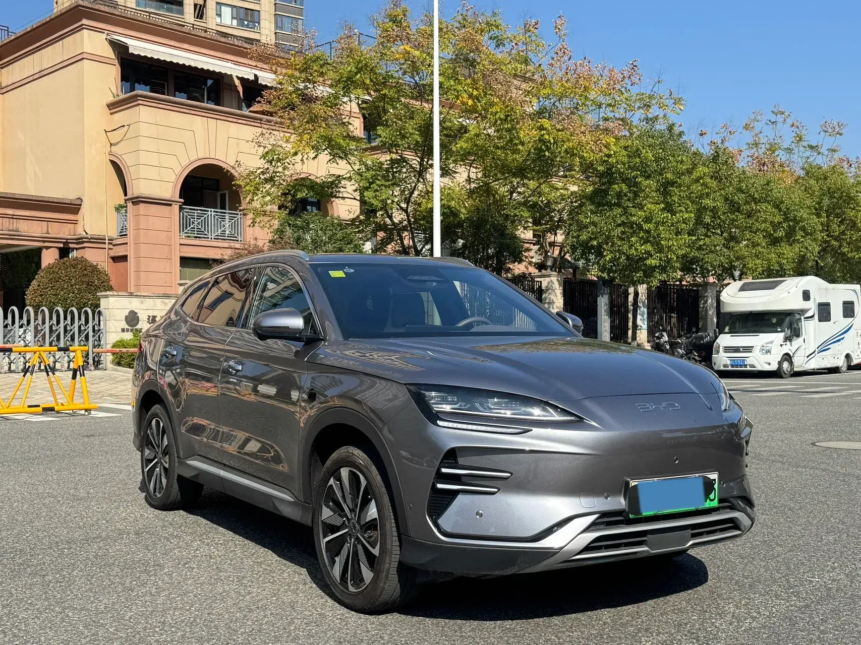 2025 BYD SONG thumbnail 3