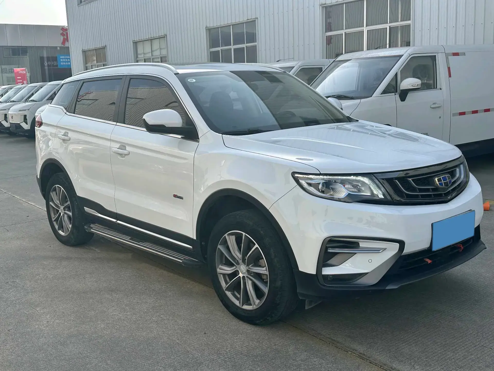 2020 GEELY AZKARRA thumbnail 3