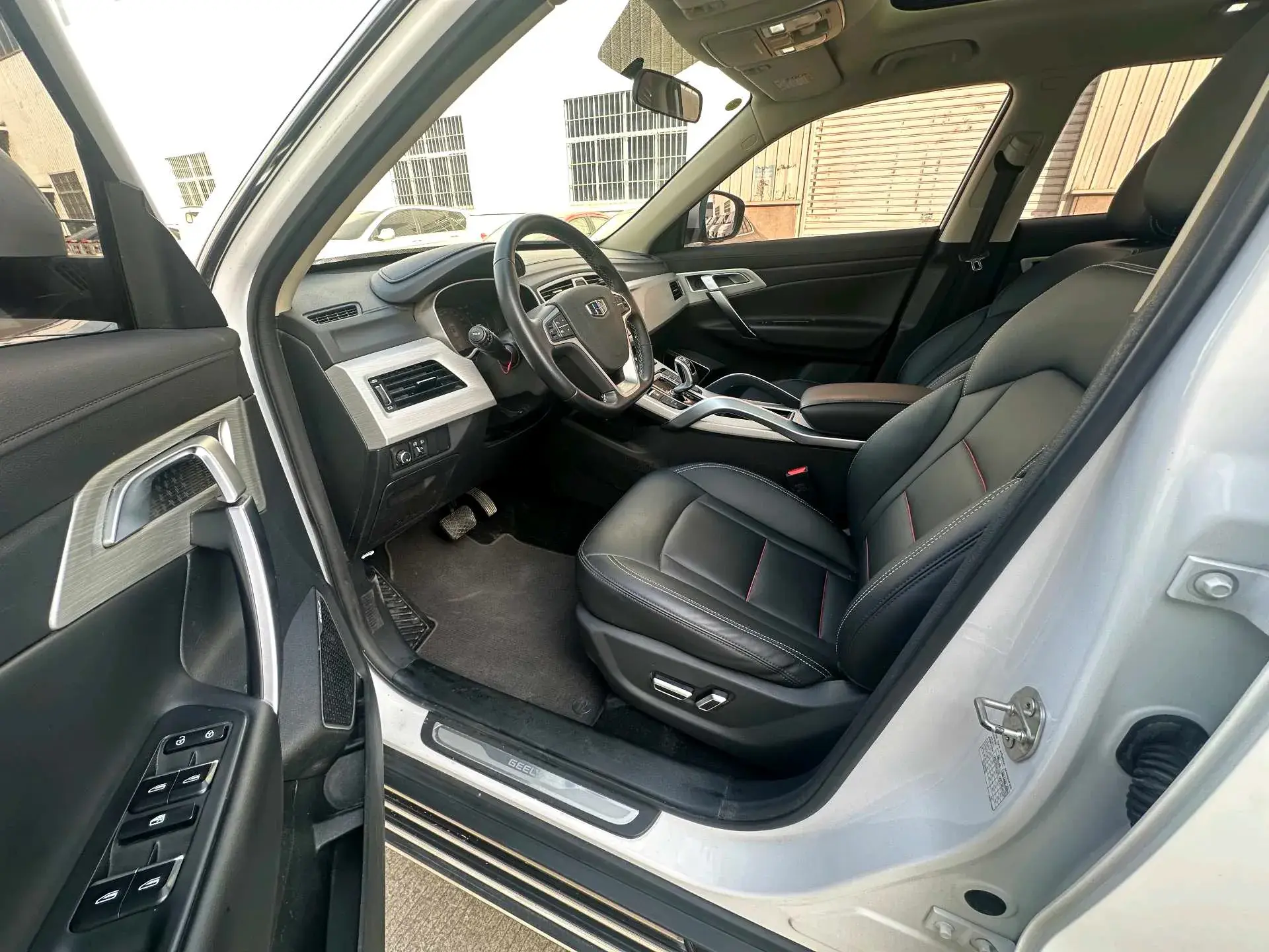2020 GEELY AZKARRA thumbnail 4