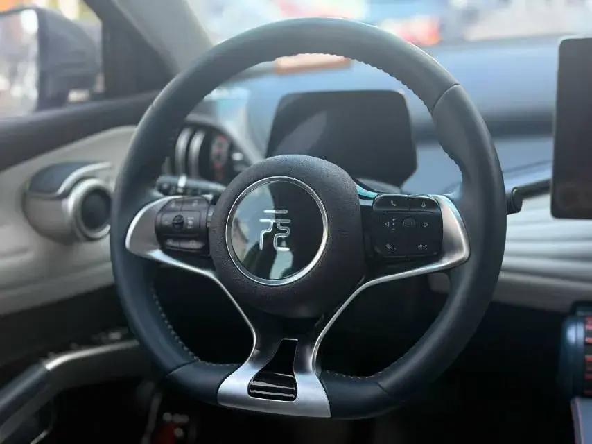 2022 BYD YUAN thumbnail 2