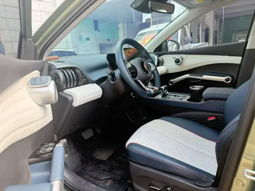 2022 BYD YUAN thumbnail 4