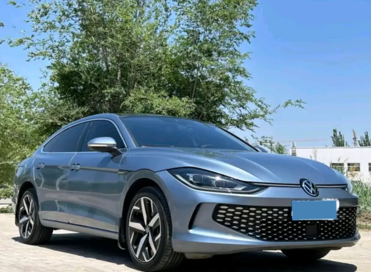 2022 VOLKSWAGEN LAMANDO thumbnail 3