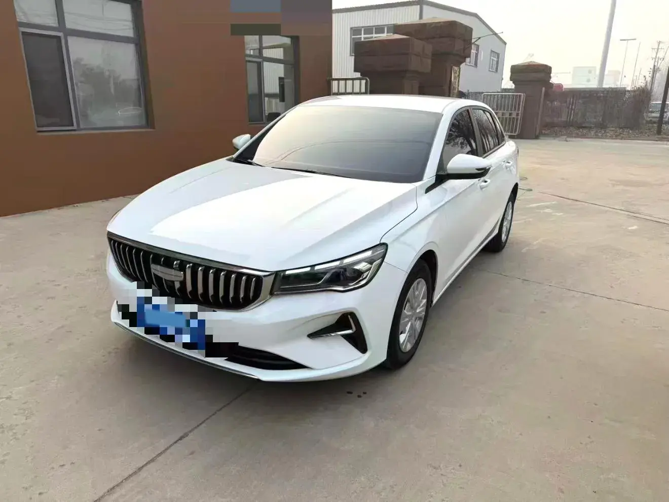 2025 GEELY EMGRAND view 1