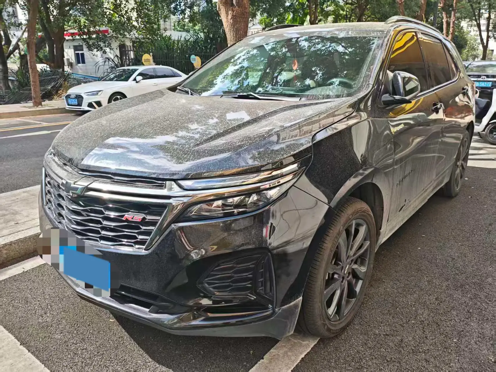 2022 CHEVROLET EQUINOX view 1