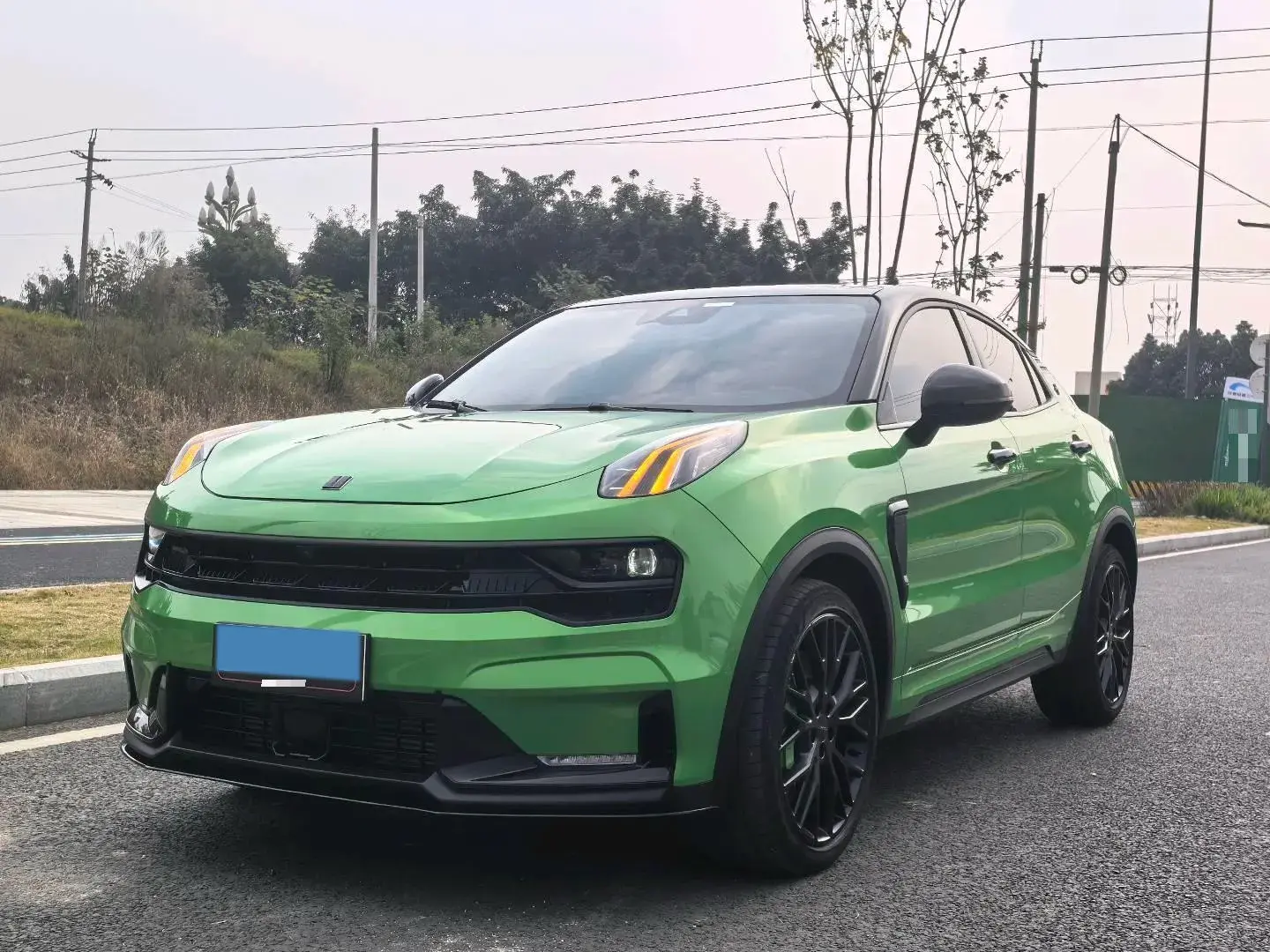 2022 LYNK&CO 05 view 1