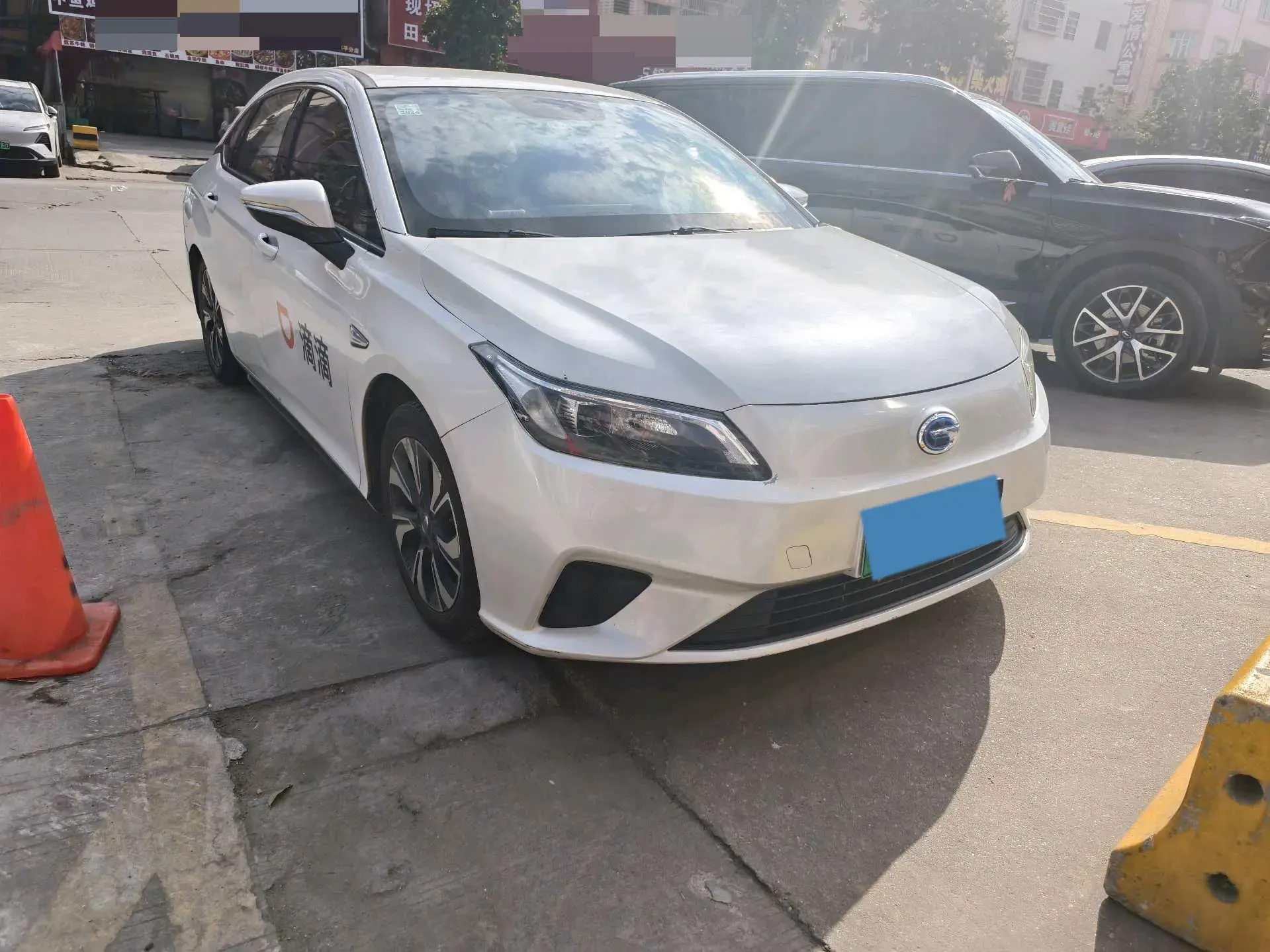 2019 AION S thumbnail 3