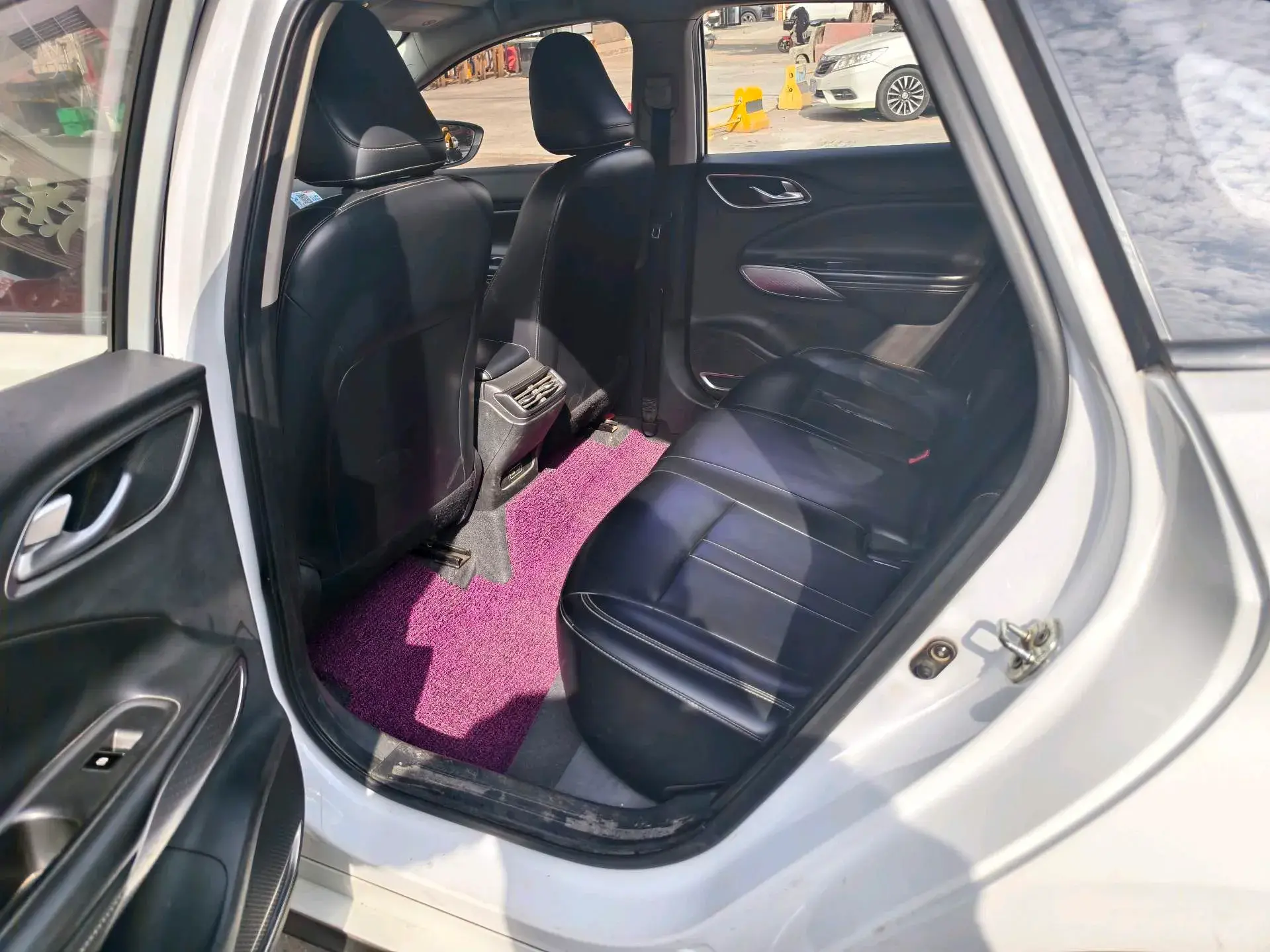 2019 AION S thumbnail 4