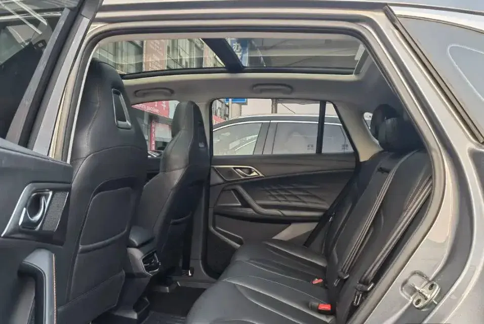 2023 ROEWE RX5 thumbnail 3