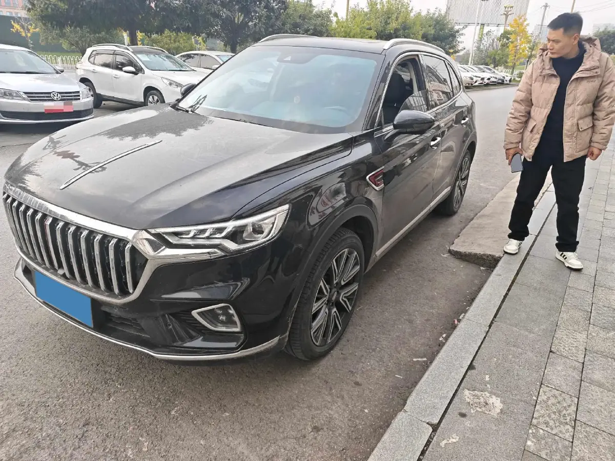 2022 HongQi HS5 2.0T 224HP L4 6AT