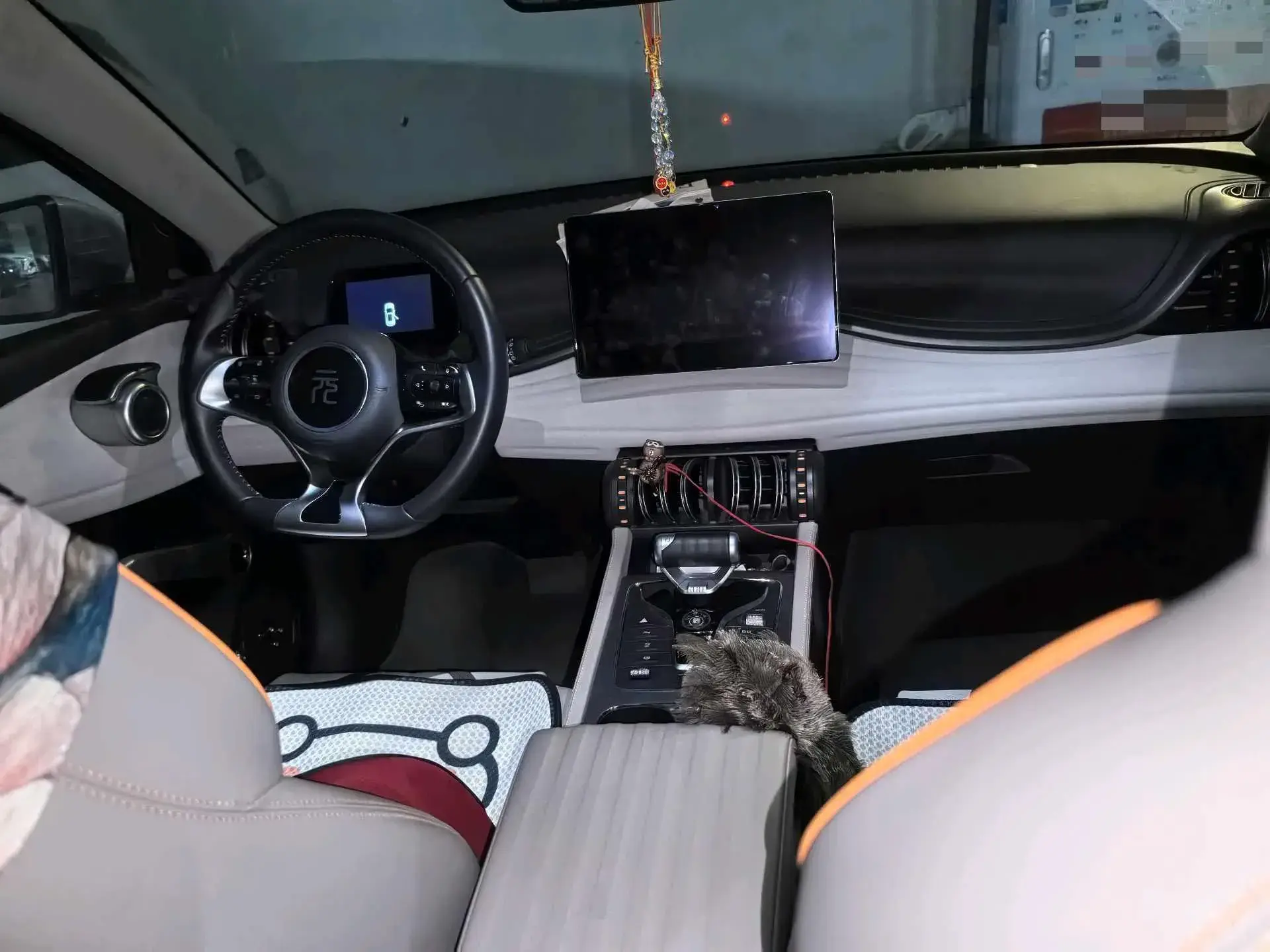 2023 BYD YUAN thumbnail 3