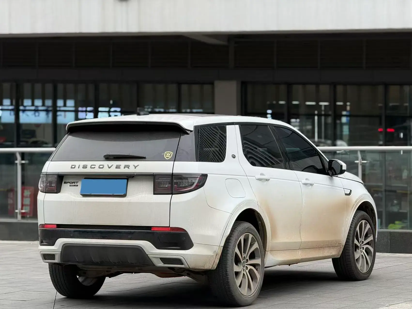 2020 LAND ROVER thumbnail 3