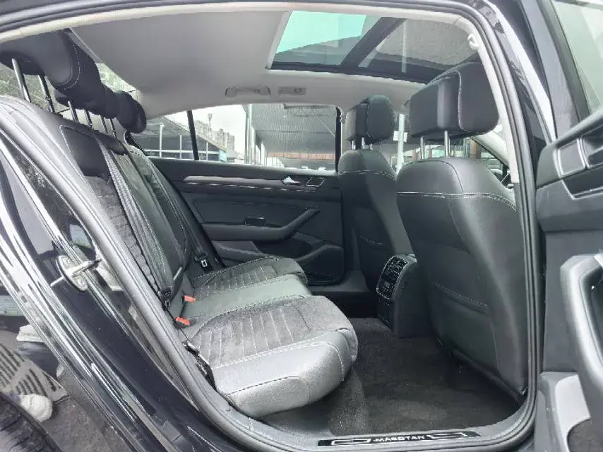 2020 VOLKSWAGEN MAGOTAN thumbnail 3