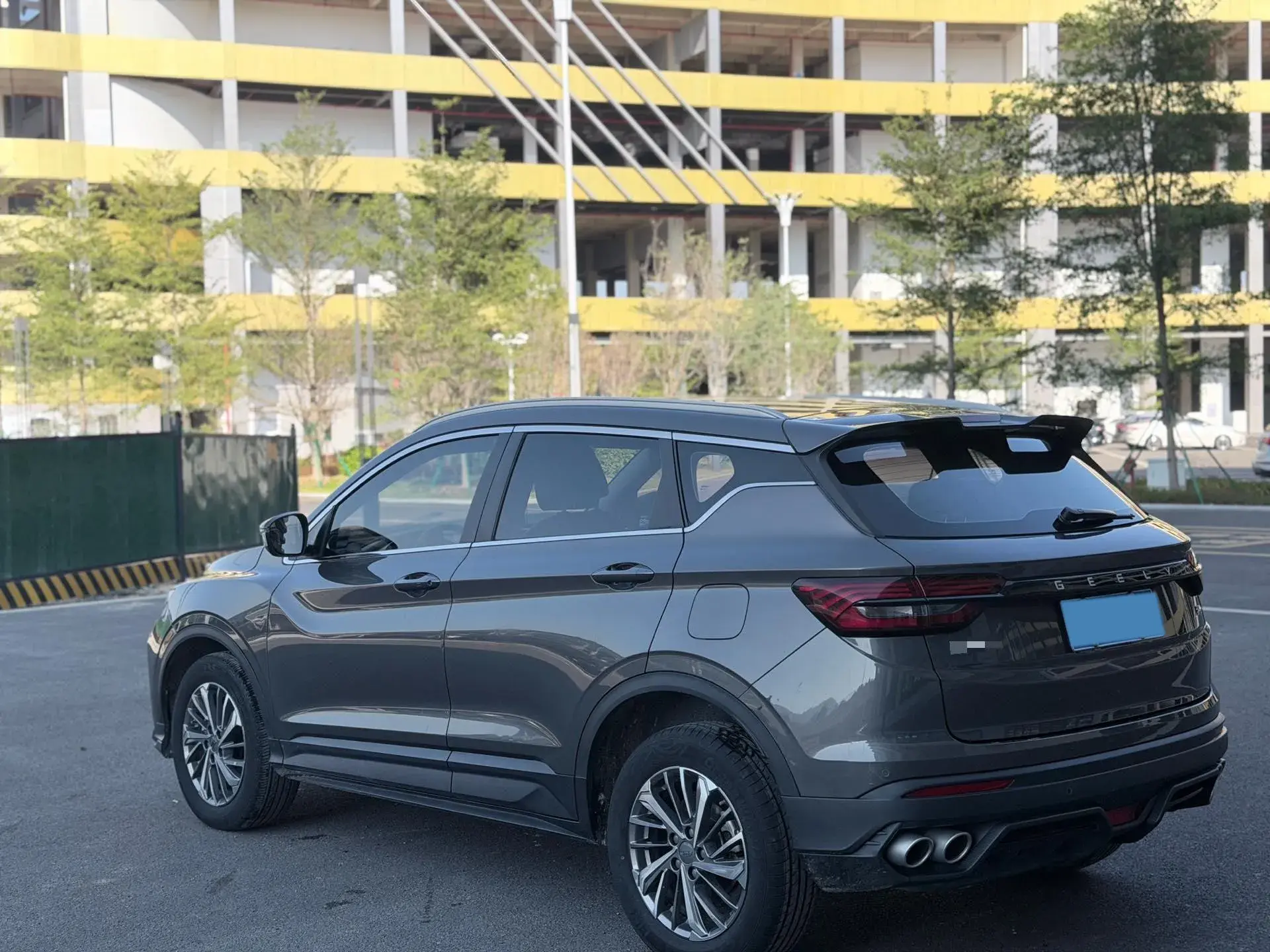 2021 GEELY COOLRAY thumbnail 4