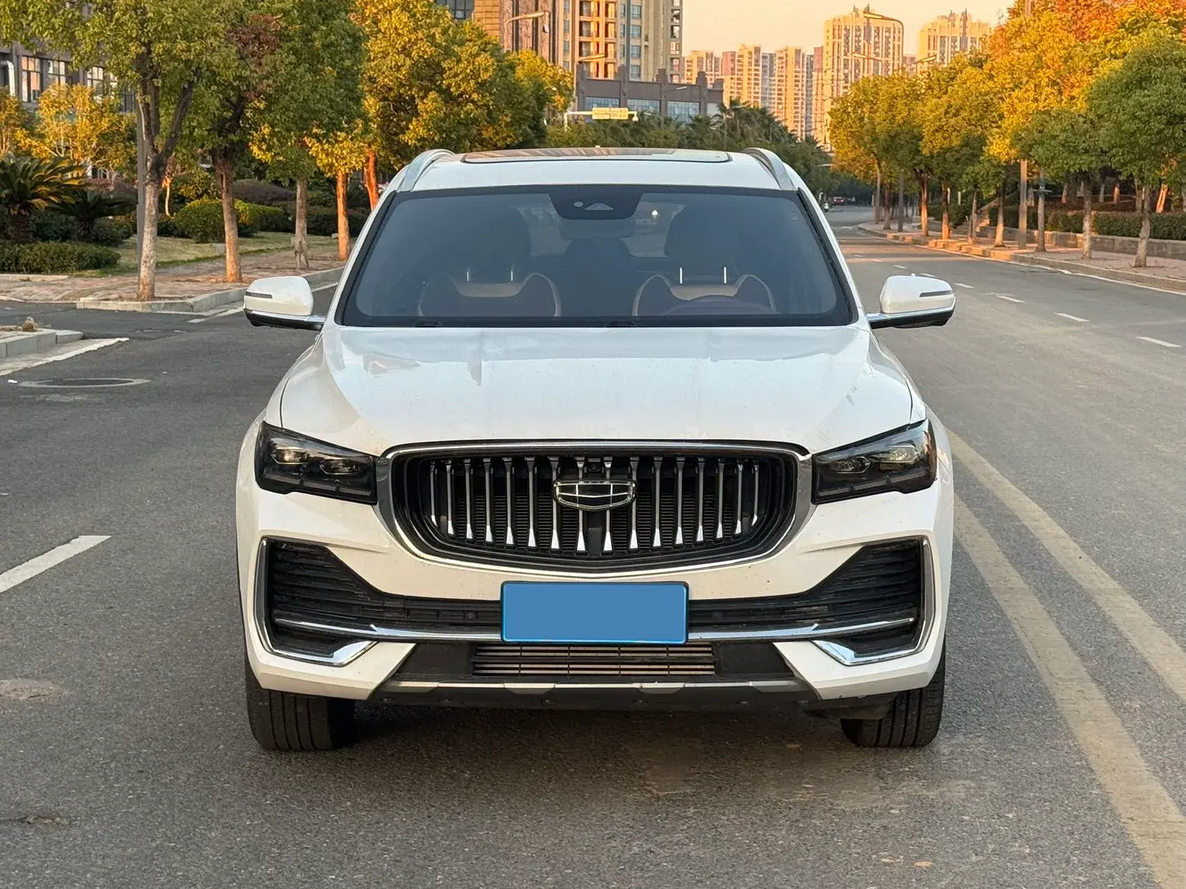 2021 GEELY MONJARO thumbnail 2