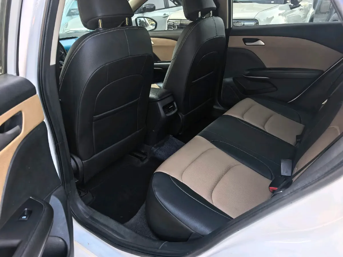 2022 Chevrolet Monza 1.5L 113HP L4 6AT,autocango,china used car exporter,china ev exporter,chinese used car exporter,chinese used ev exporter