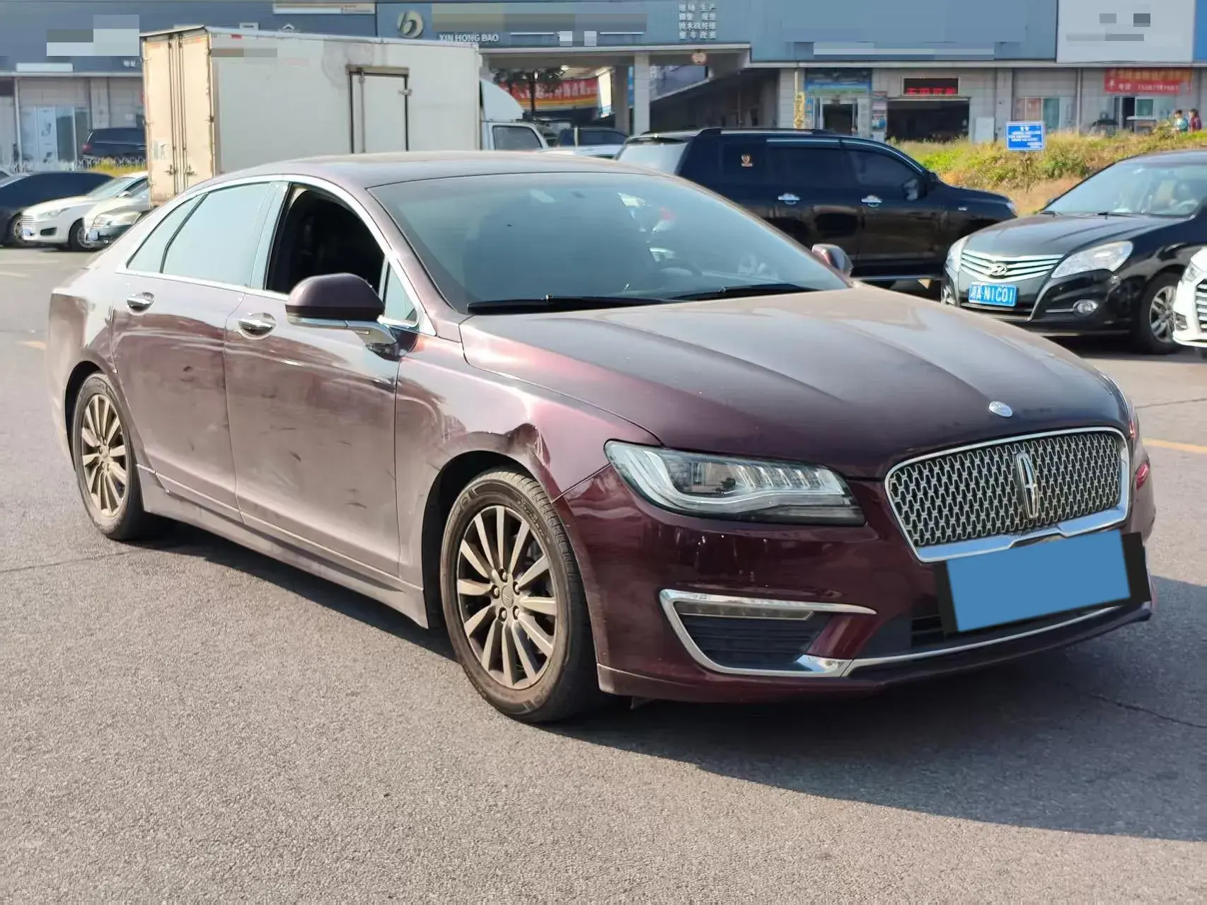 2018 LINCOLN MKZ thumbnail 3