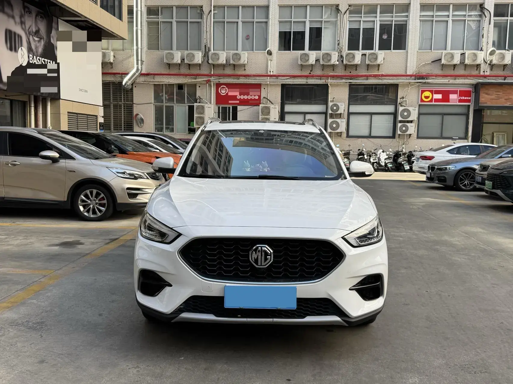 2020 MG ZS thumbnail 2