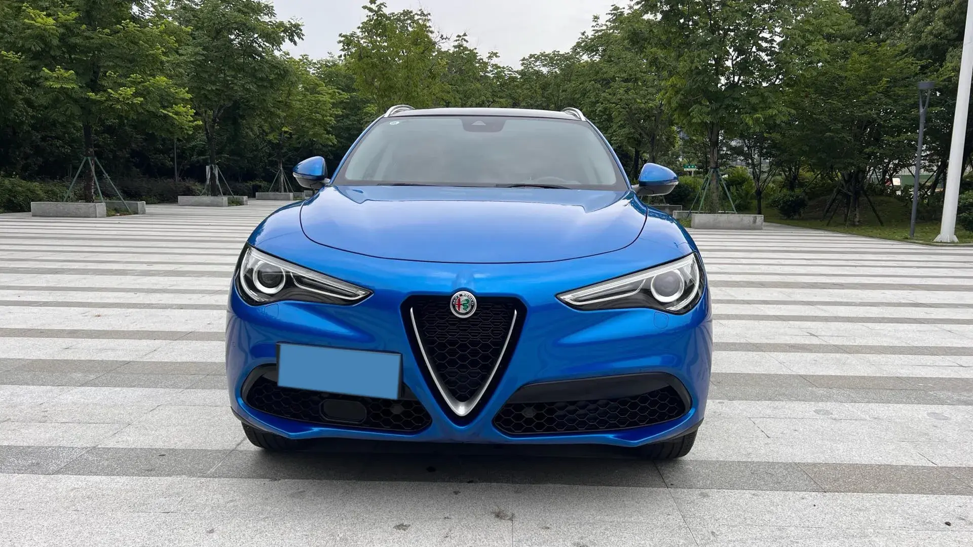 2020 ALFA ROMEO thumbnail 2