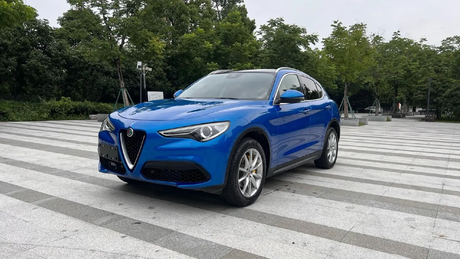 2020 Alfa Romeo Stelvio 2.0T 280HP L4 8AT