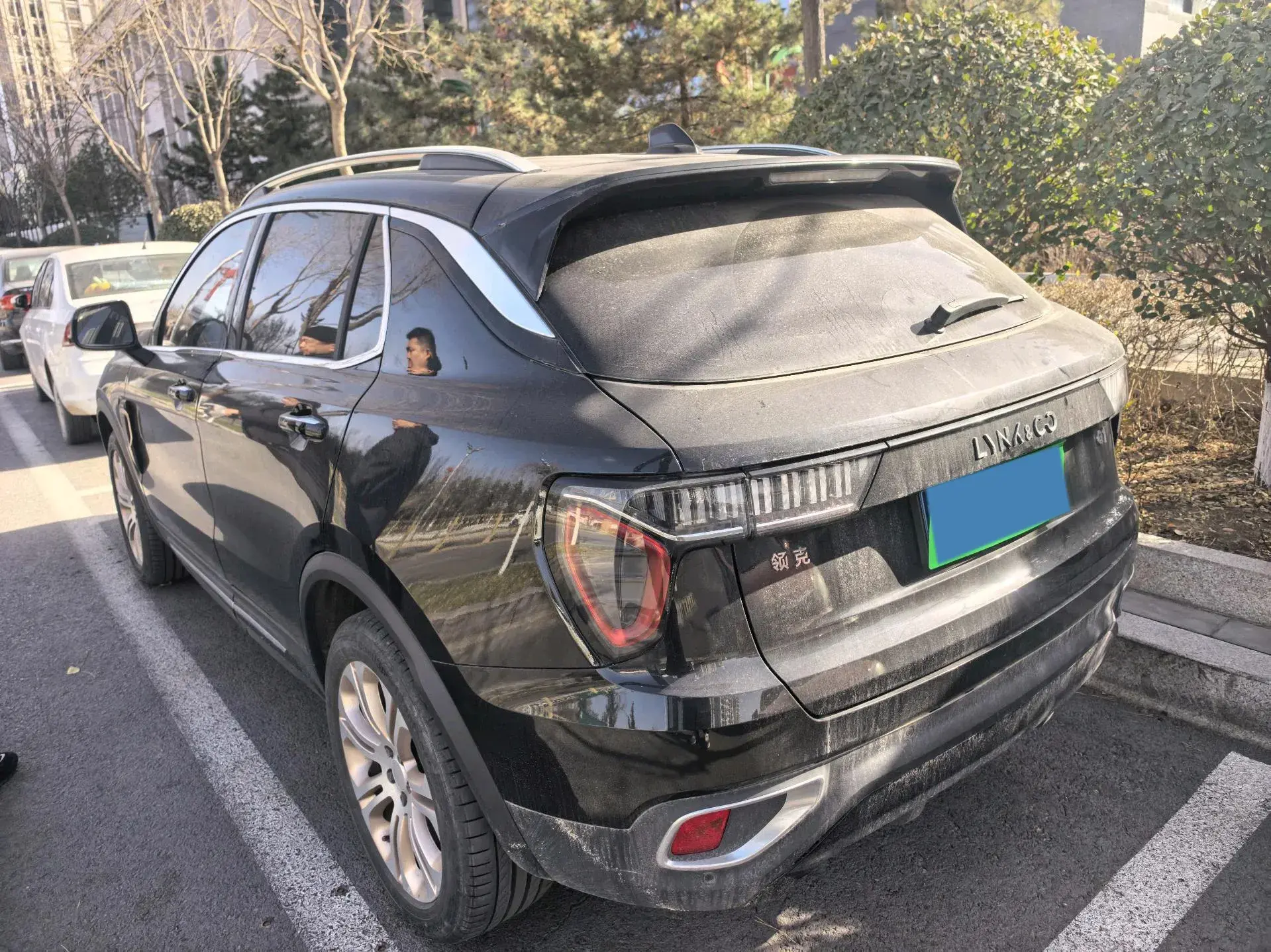 2017 LYNK&CO 01 thumbnail 4