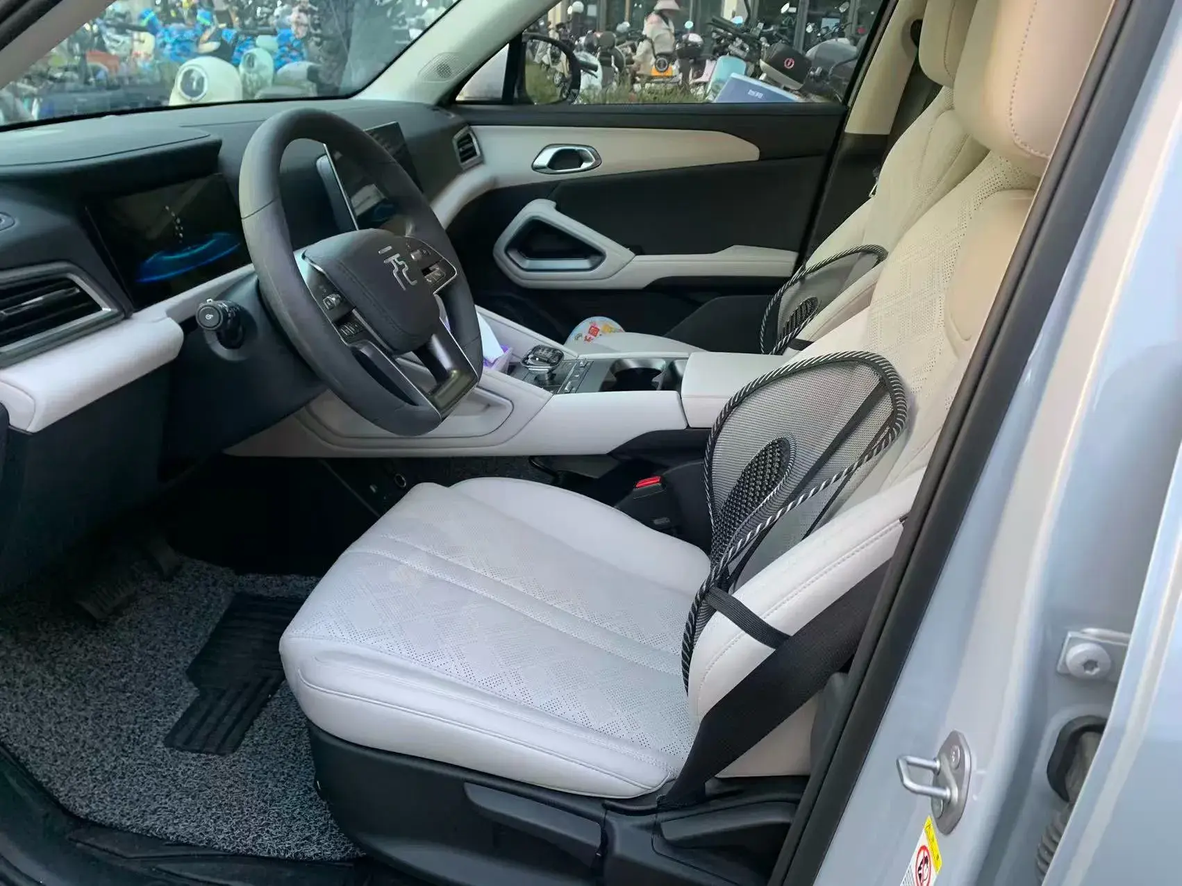 2024 BYD YUANUP thumbnail 4