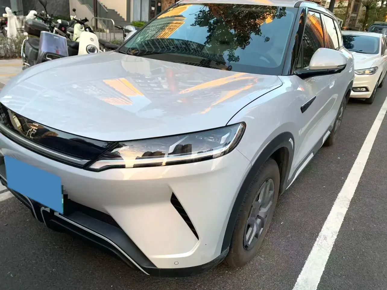 2024 BYD YUANUP view 1