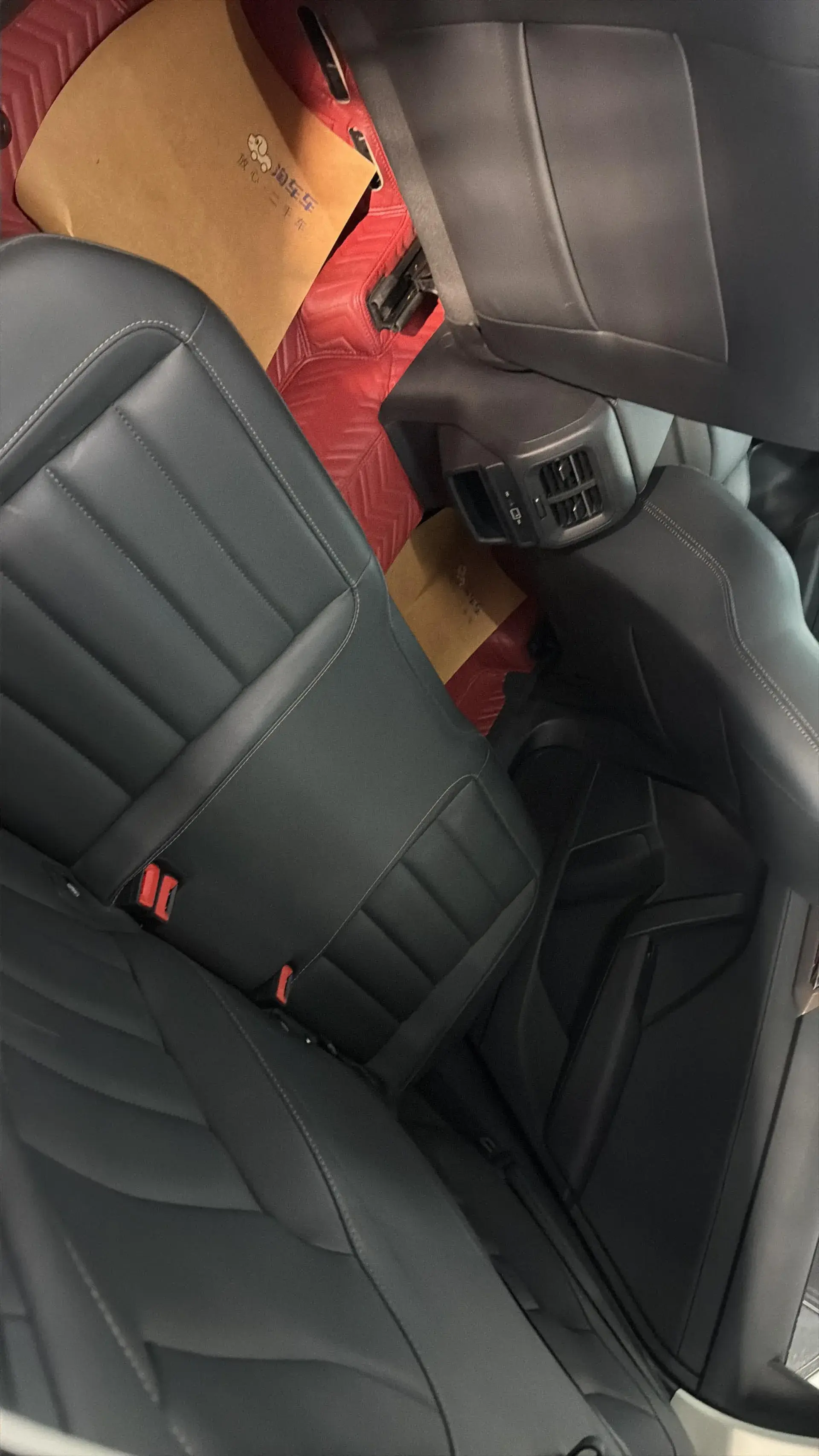 2021 VOLKSWAGEN THARU thumbnail 3