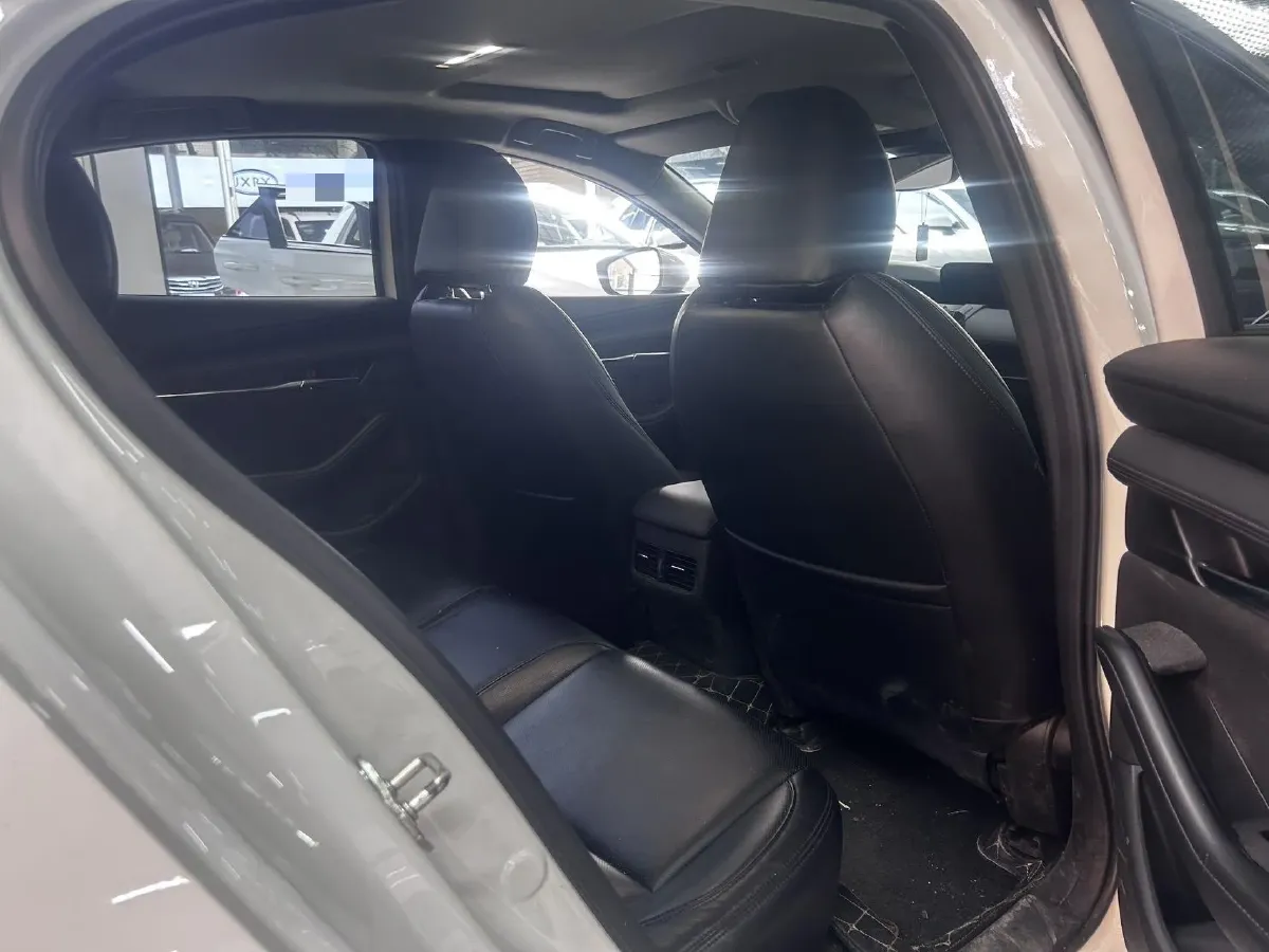 2022 Mazda 3 Axela 2.0L 158HP L4 6AT,autocango,china used car exporter,china ev exporter,chinese used car exporter,chinese used ev exporter
