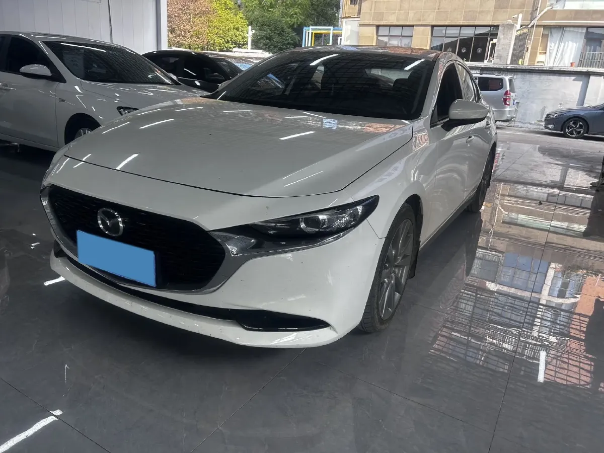 2022 Mazda 3 Axela 2.0L 158HP L4 6AT,autocango,china used car exporter,china ev exporter,chinese used car exporter,chinese used ev exporter