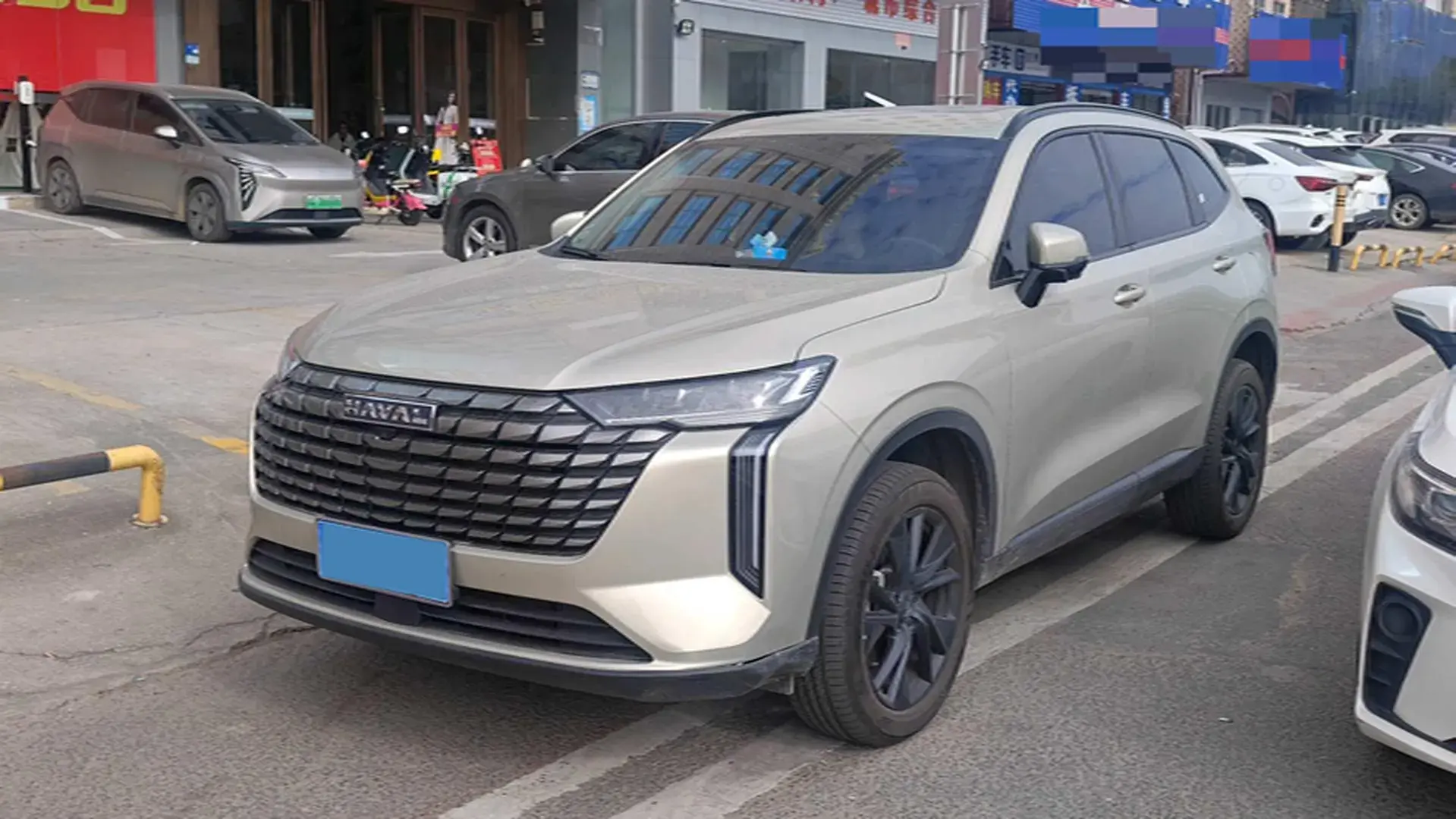 2024 HAVAL H6 view 1