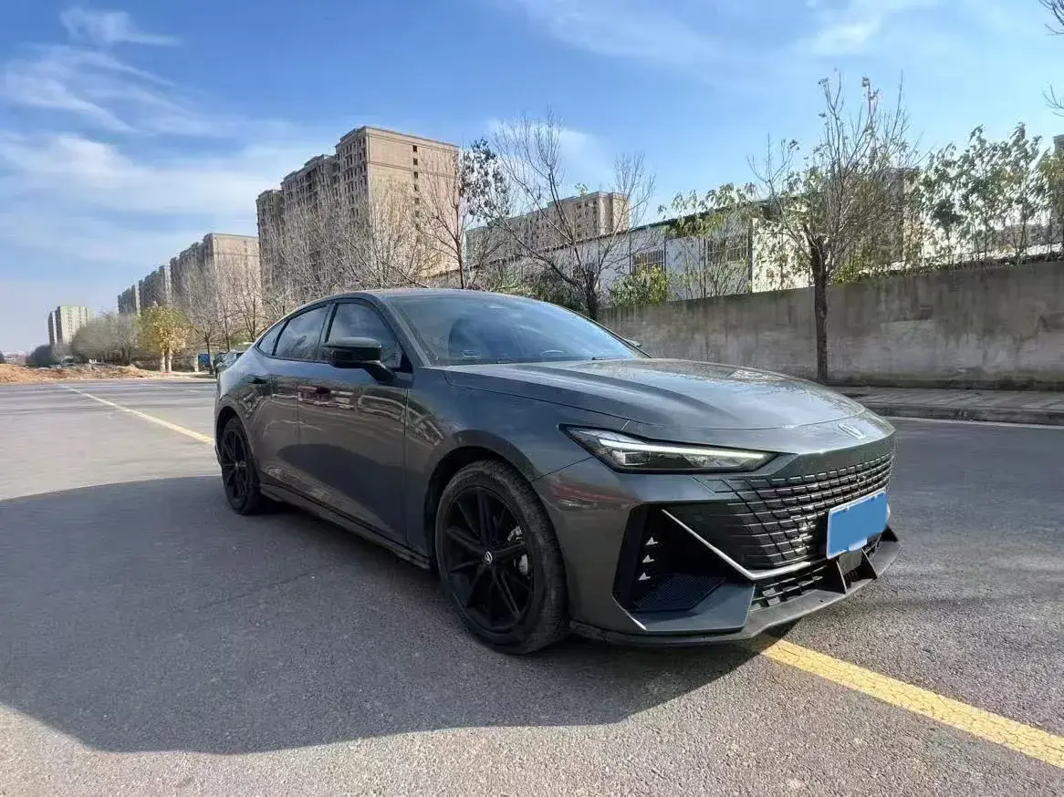 2023 CHANGAN UNI-V thumbnail 3